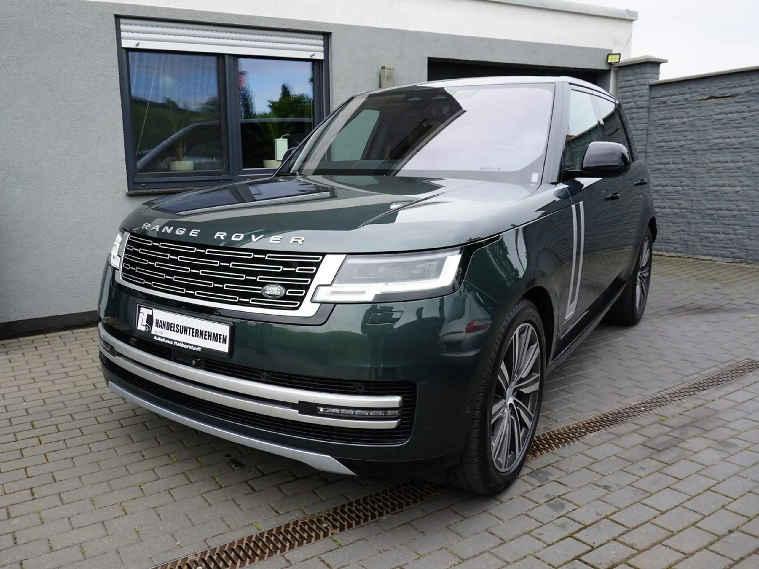 Land Rover - Range Rover