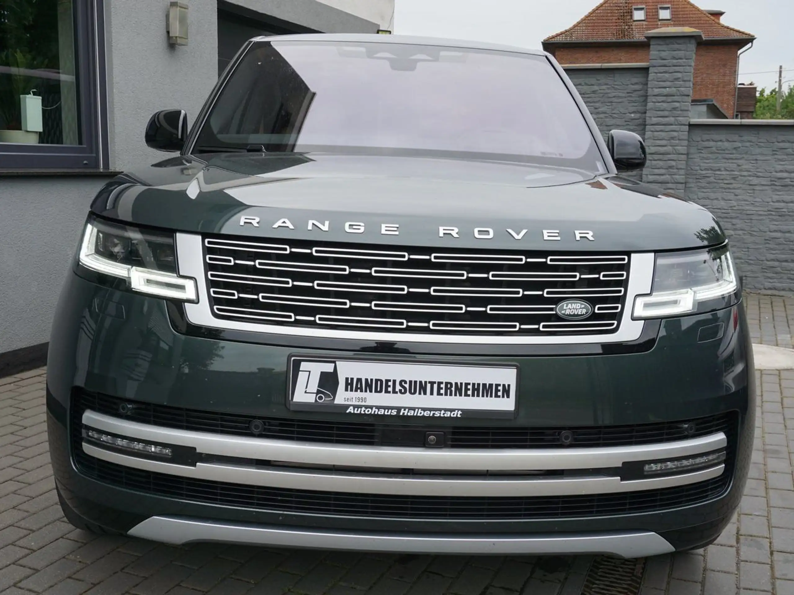 Land Rover - Range Rover