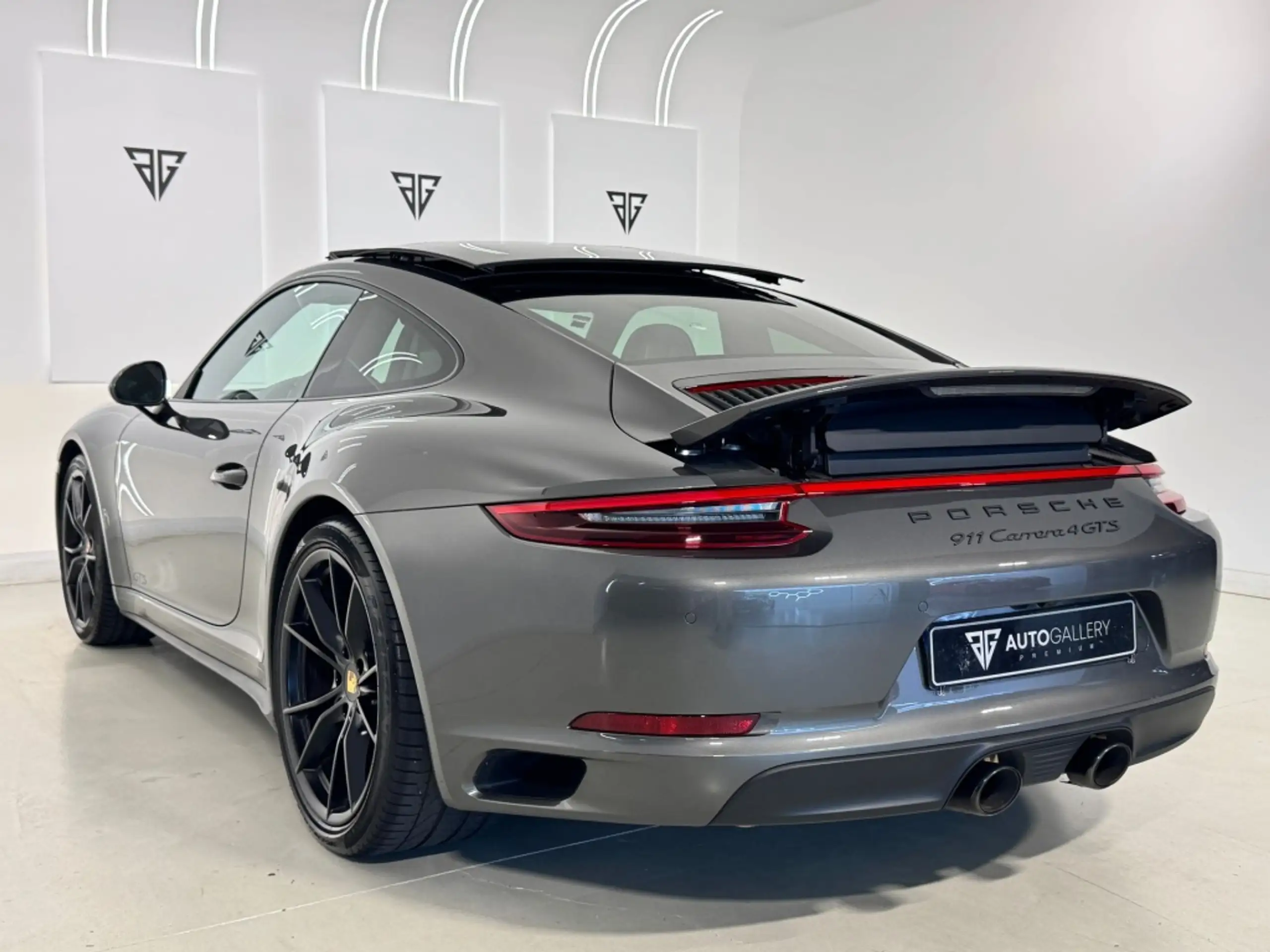 Porsche - 991