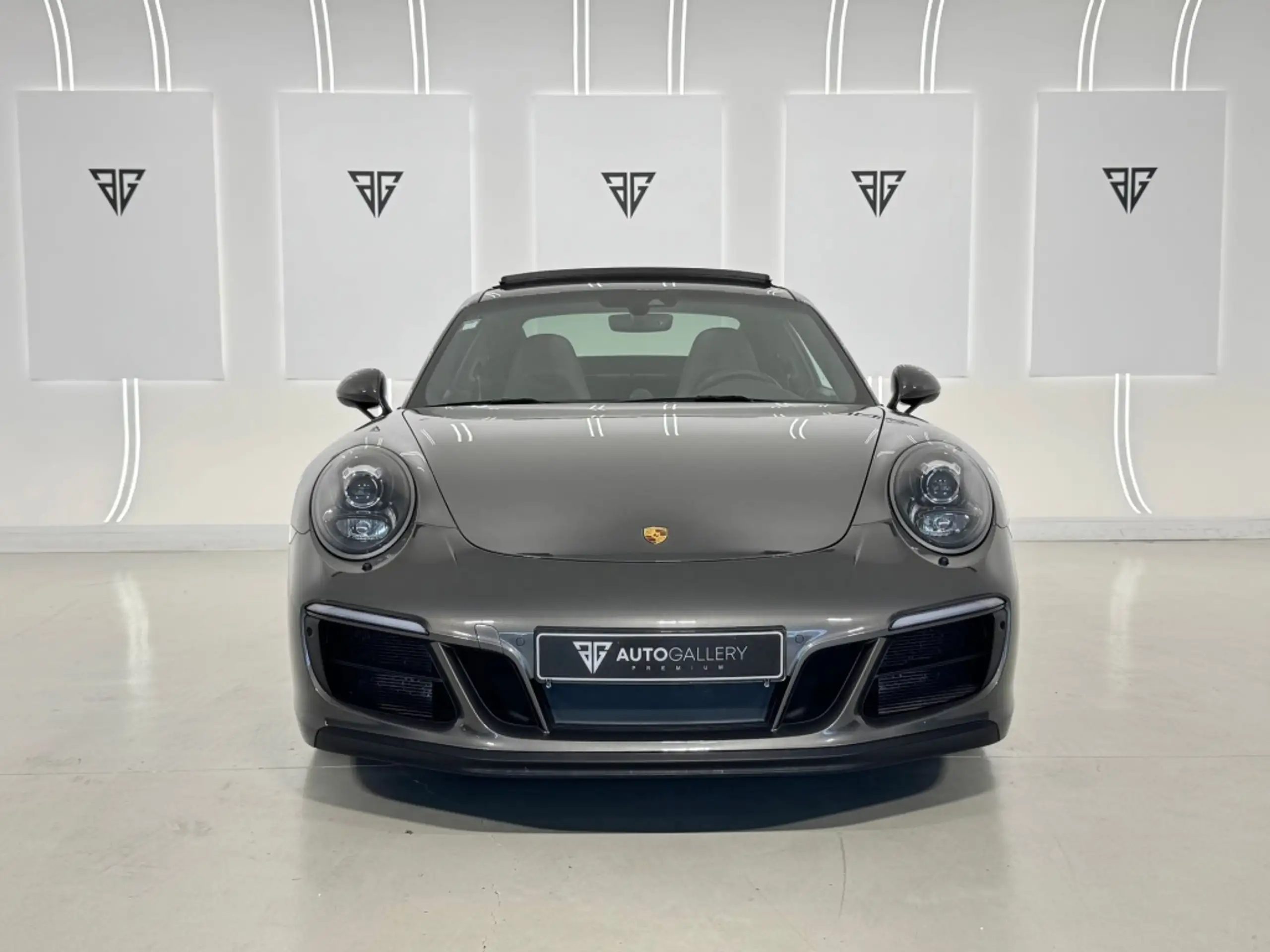 Porsche - 991