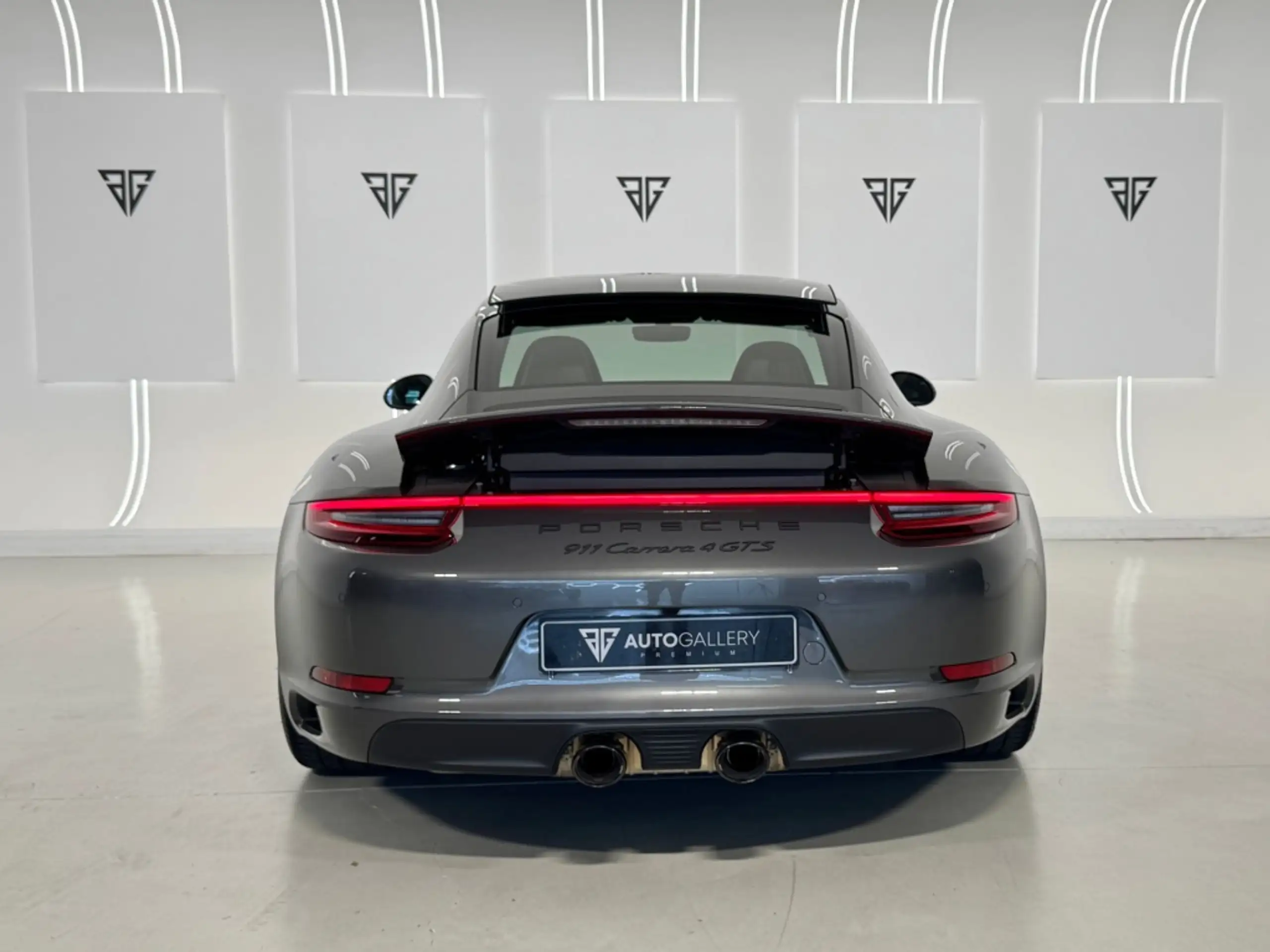 Porsche - 991