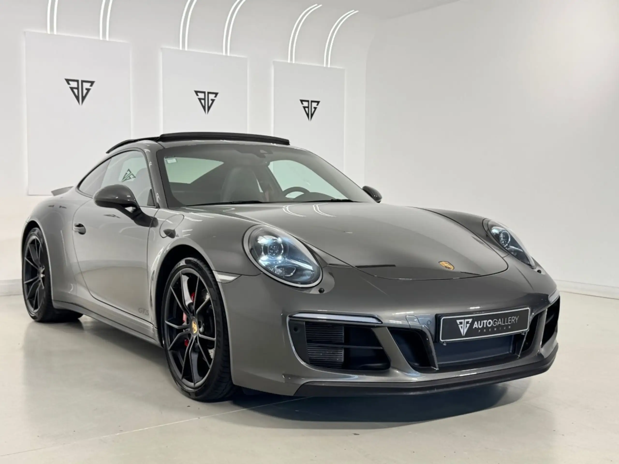 Porsche - 991