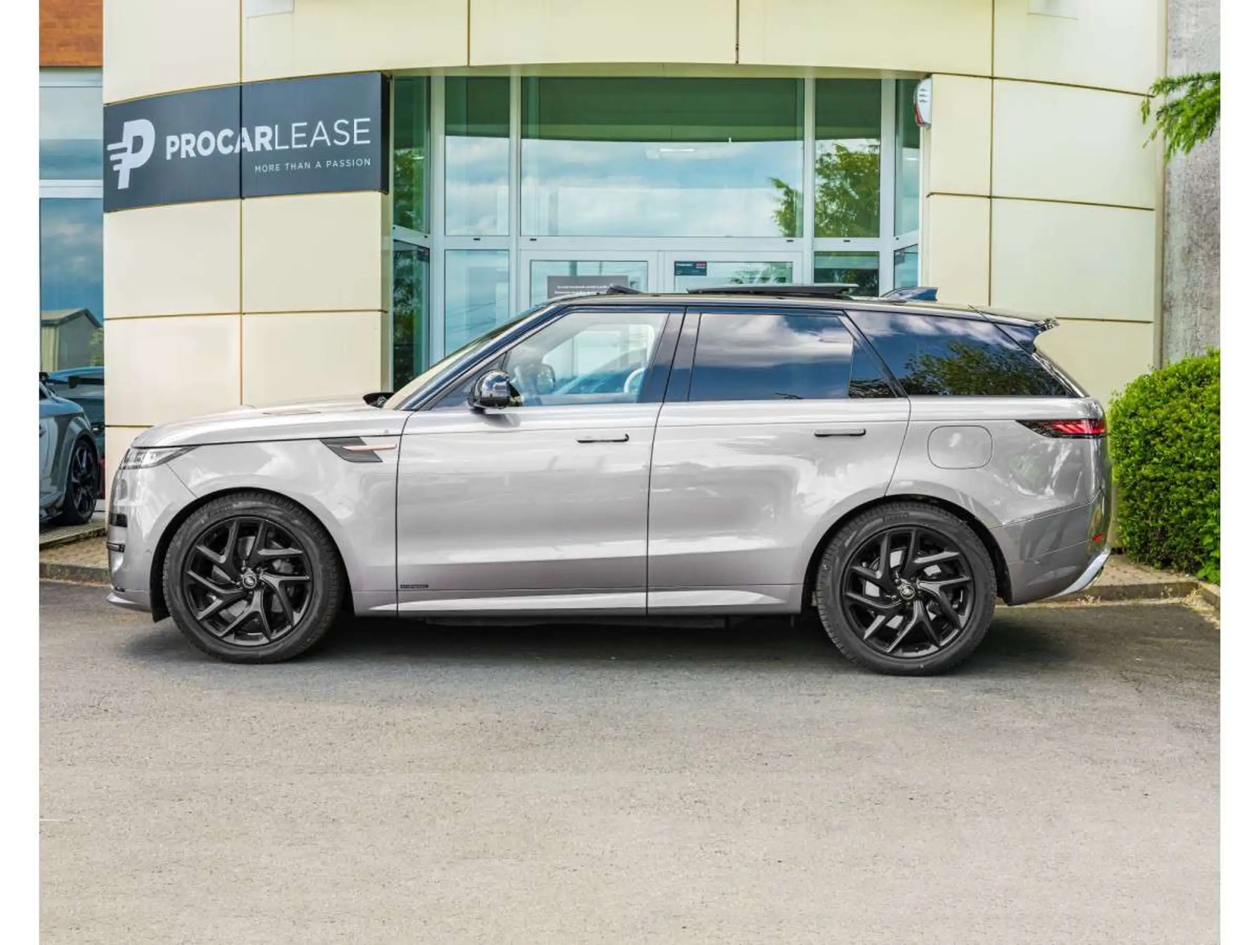 Land Rover - Range Rover Sport