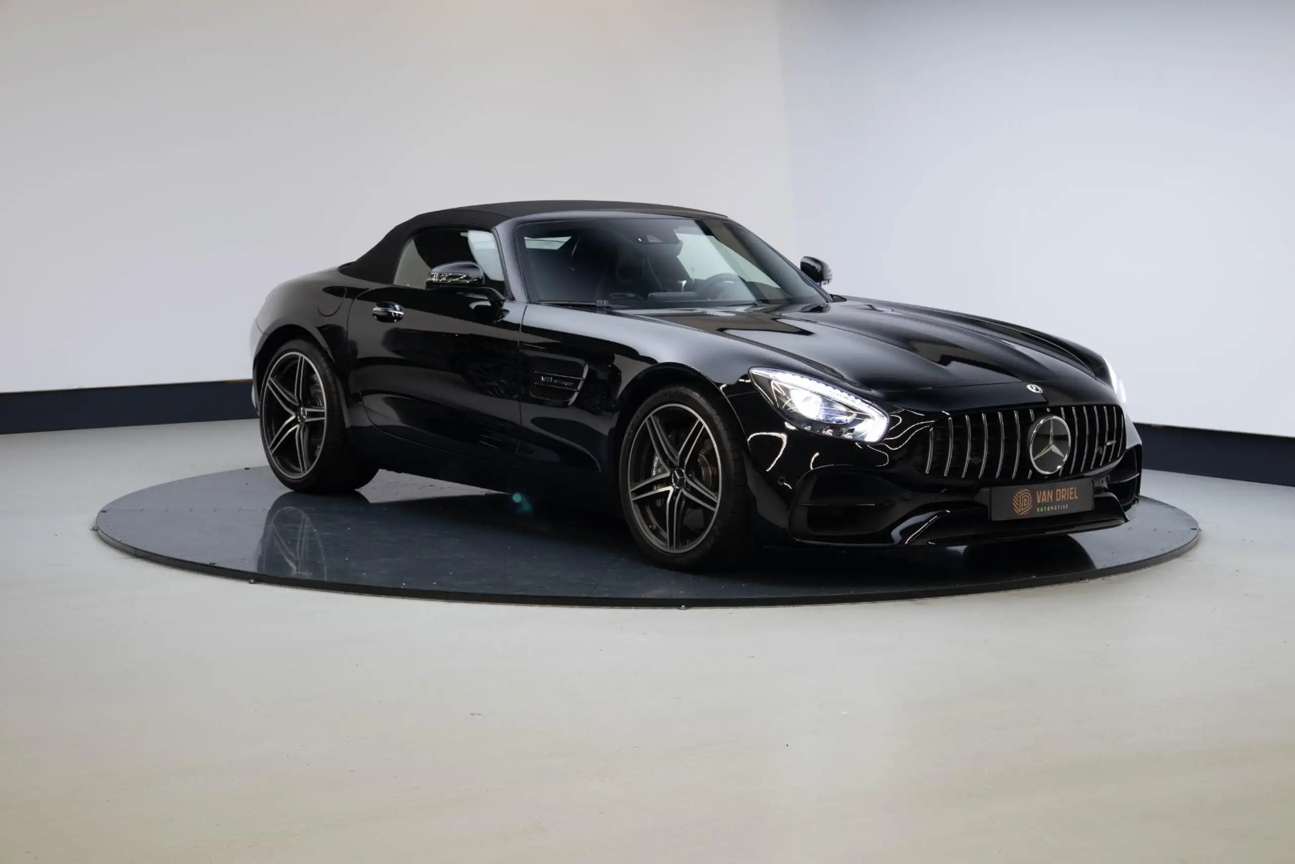 Mercedes-Benz - AMG GT