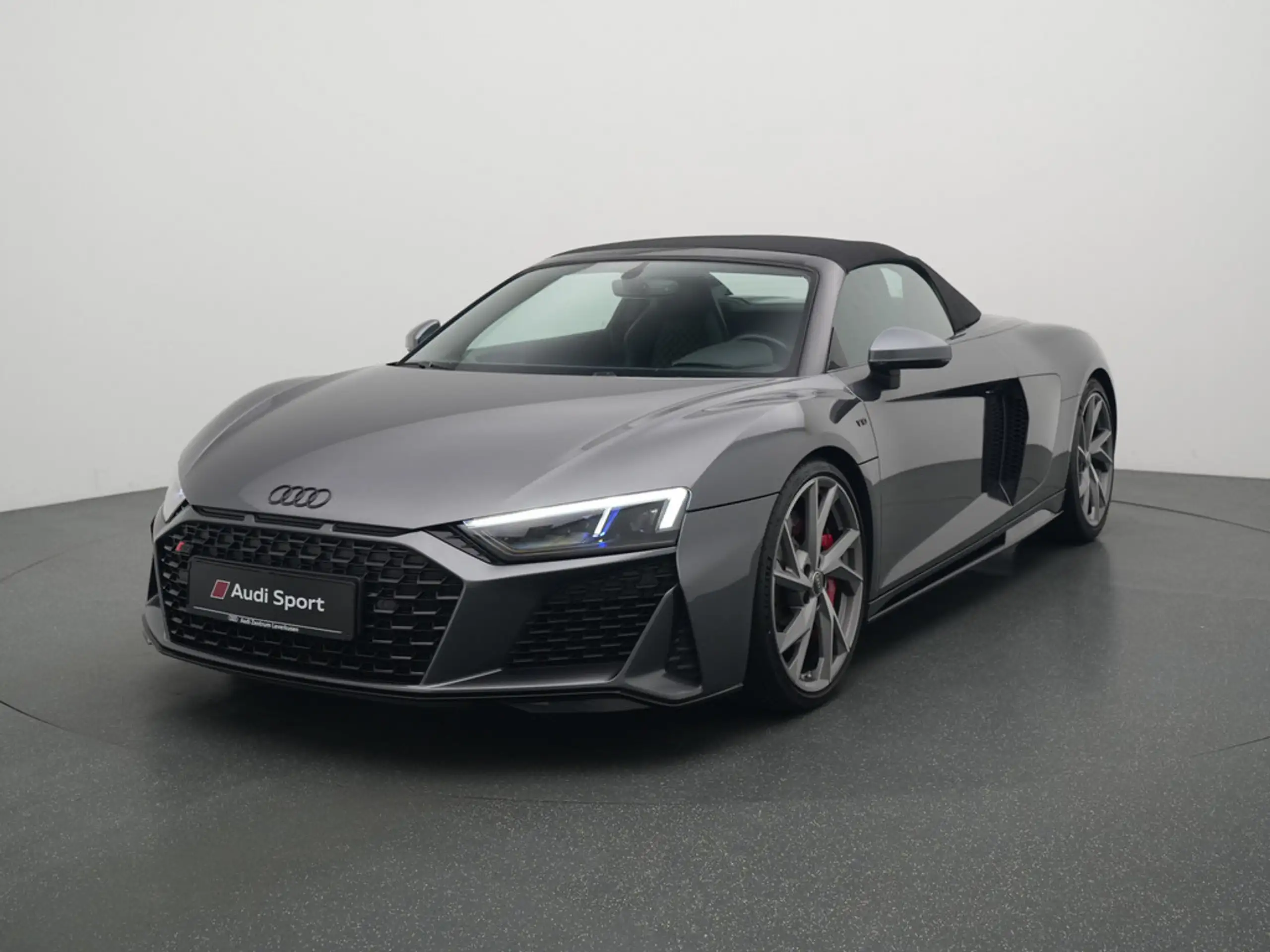 Audi - R8