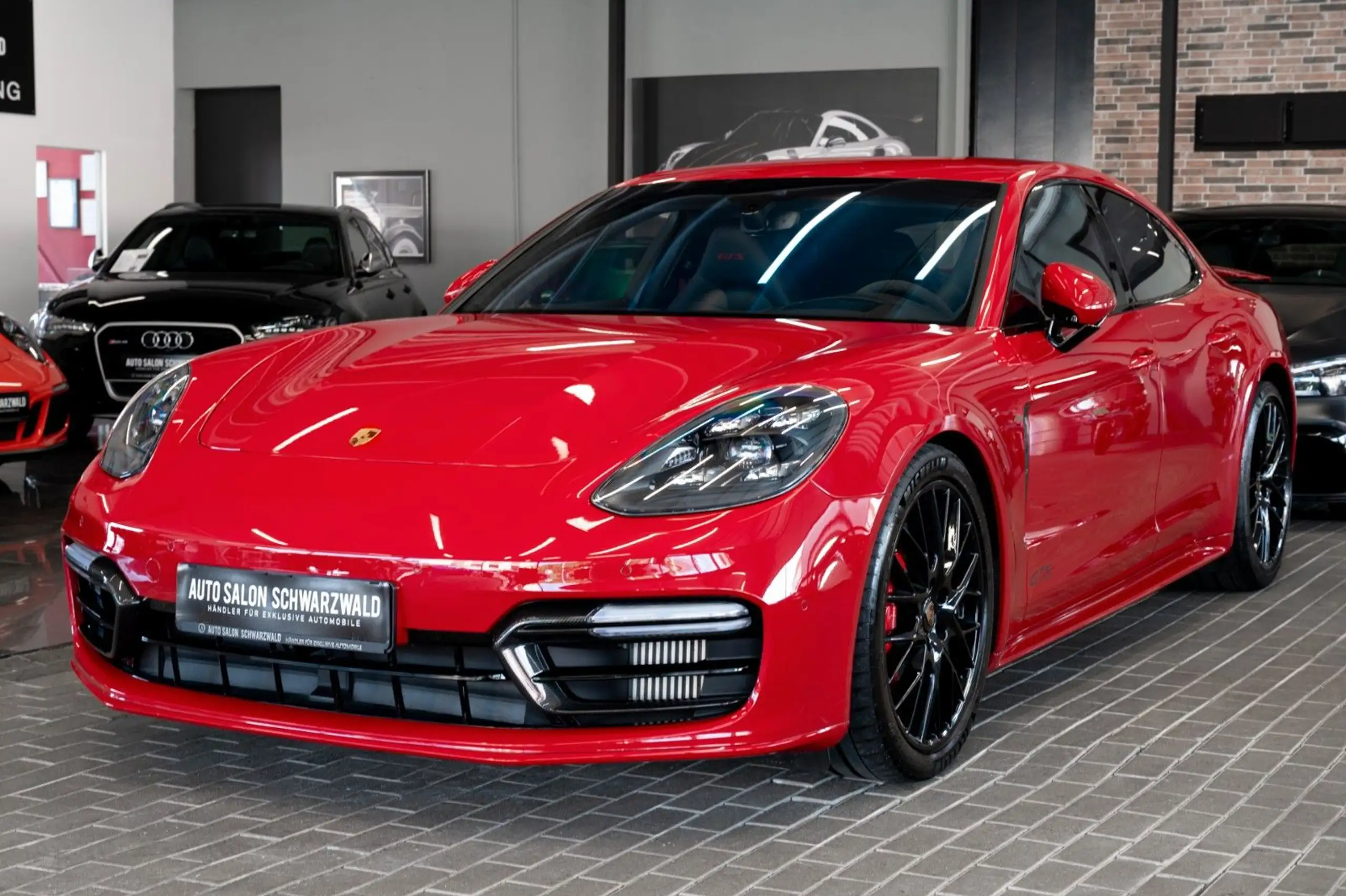 Porsche - Panamera