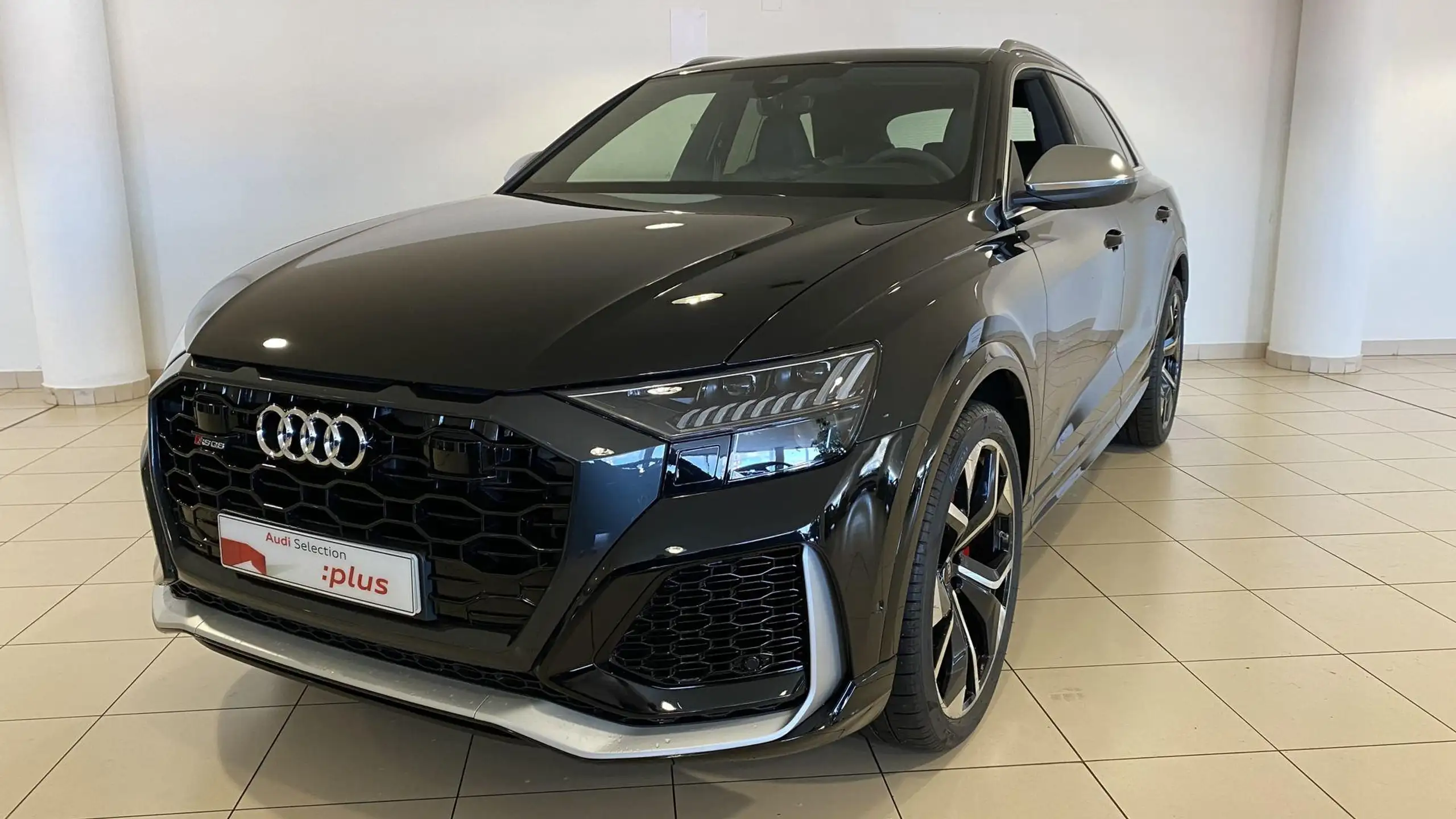 Audi - RS Q8