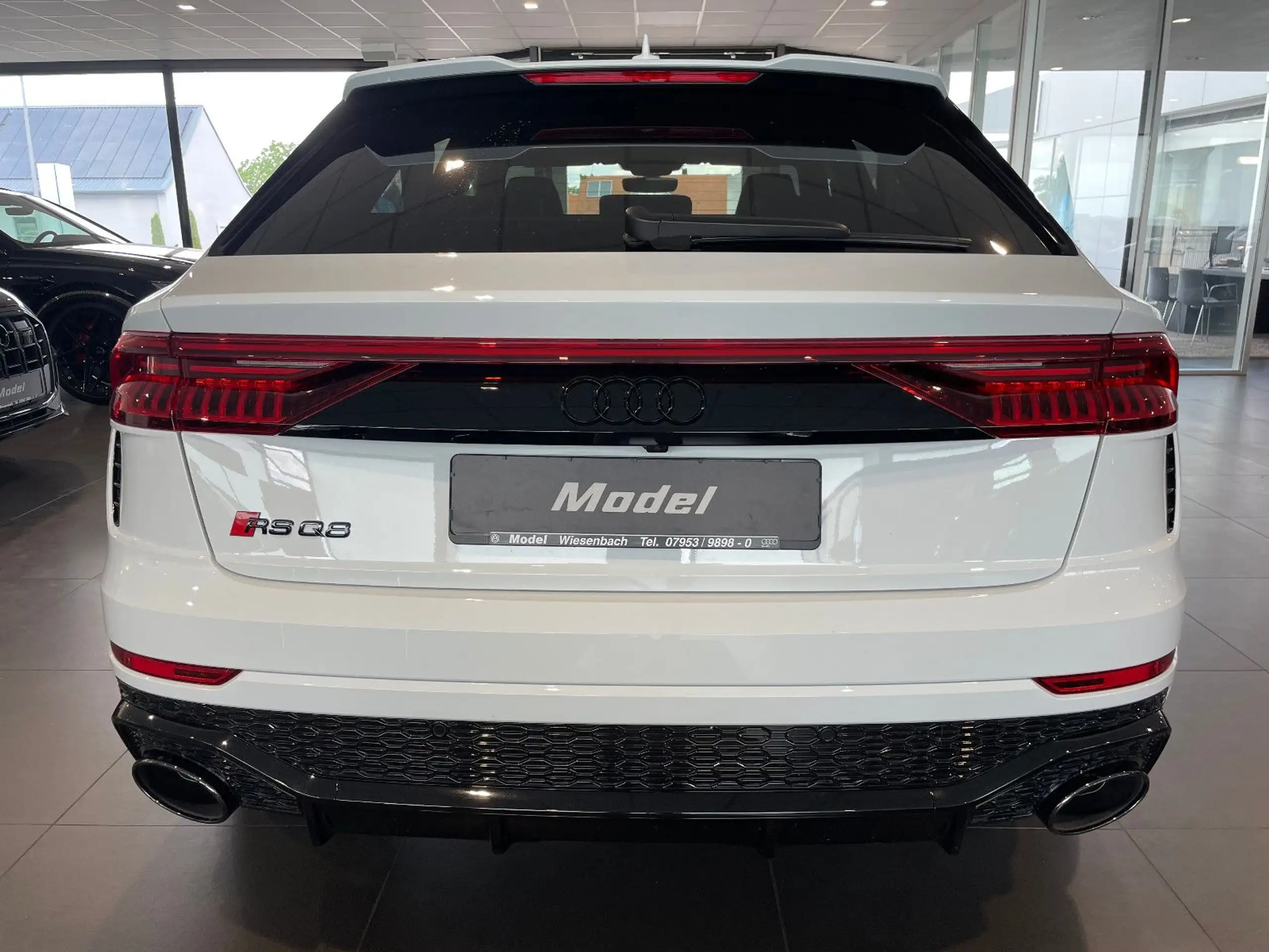 Audi - RS Q8