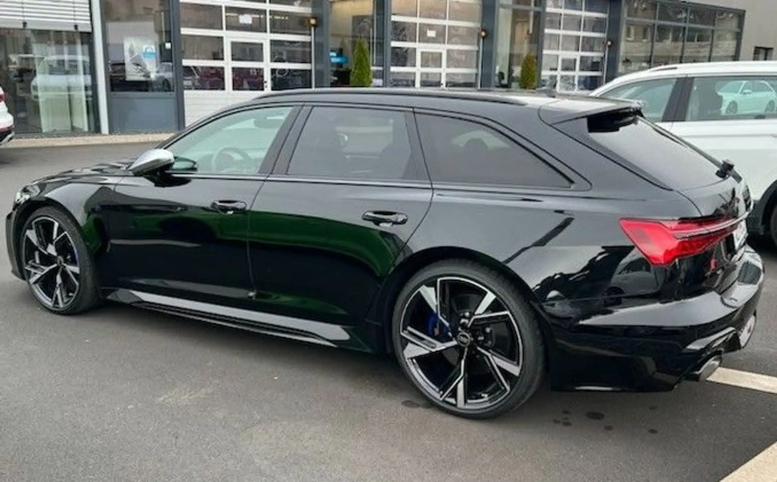 Audi - RS6