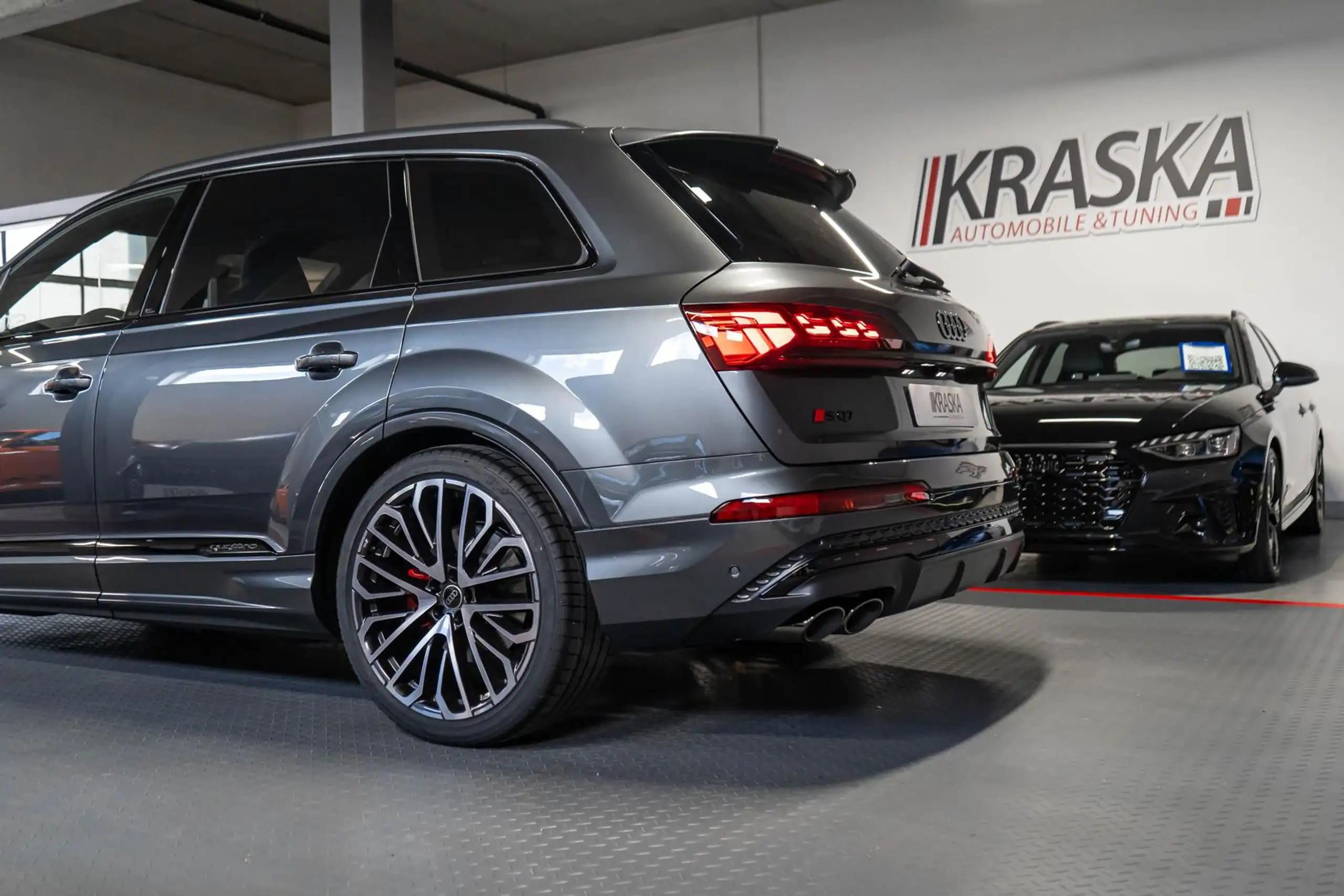 Audi - SQ7