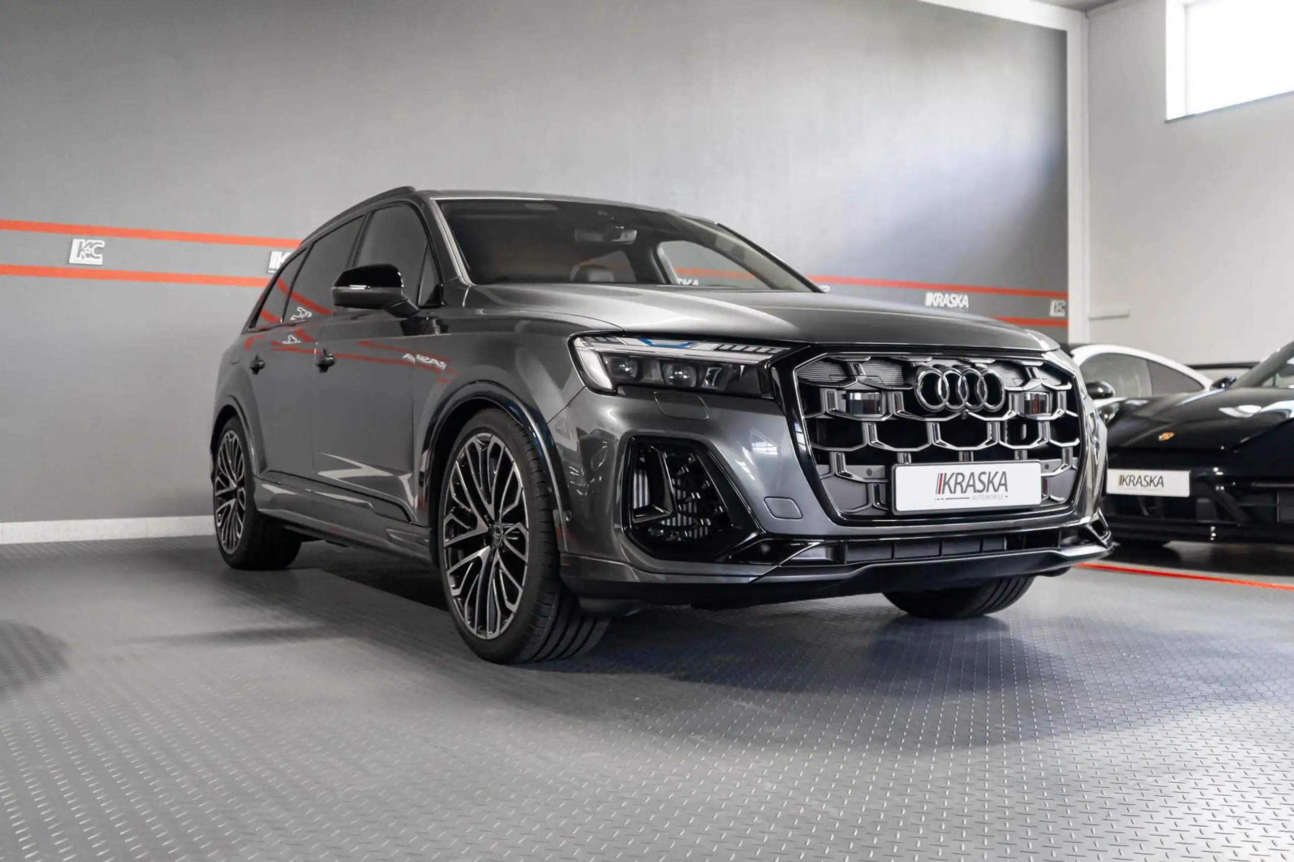 Audi - SQ7