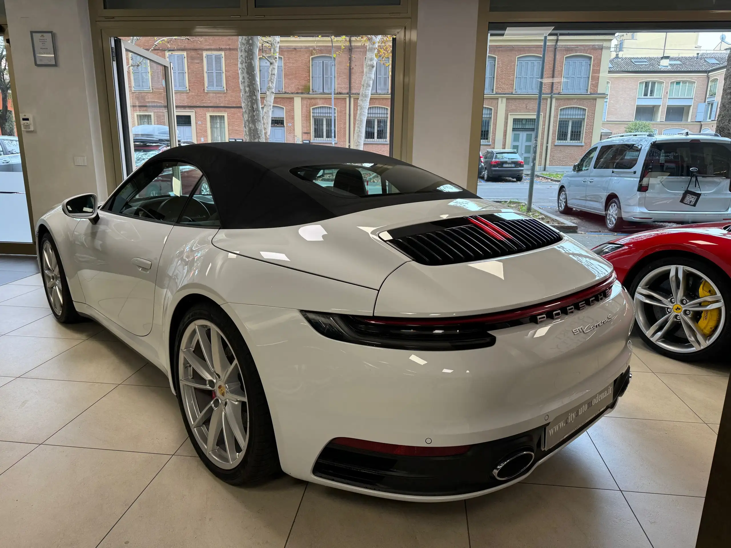 Porsche - 992