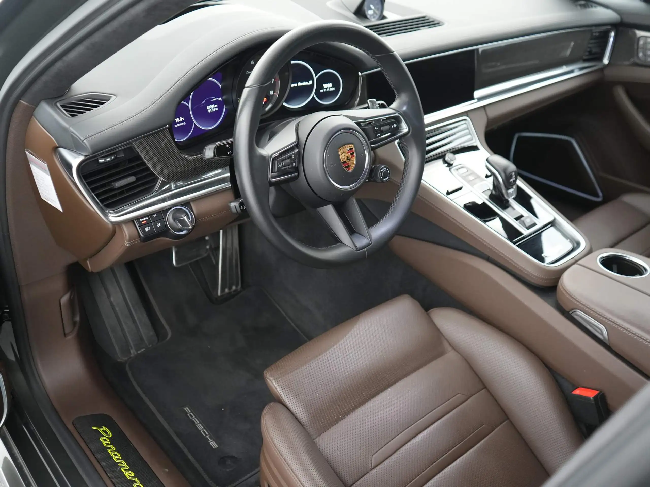 Porsche - Panamera