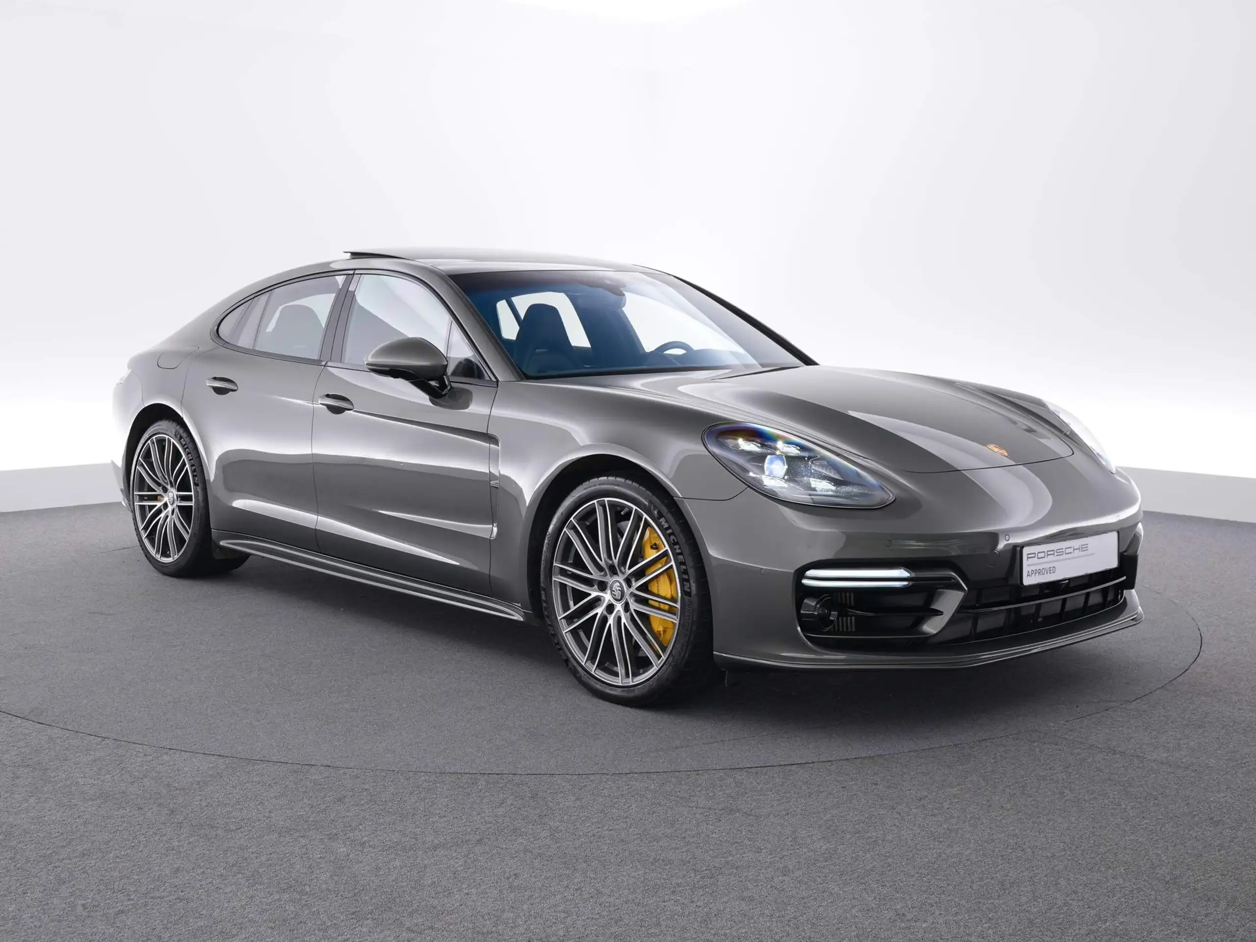 Porsche - Panamera