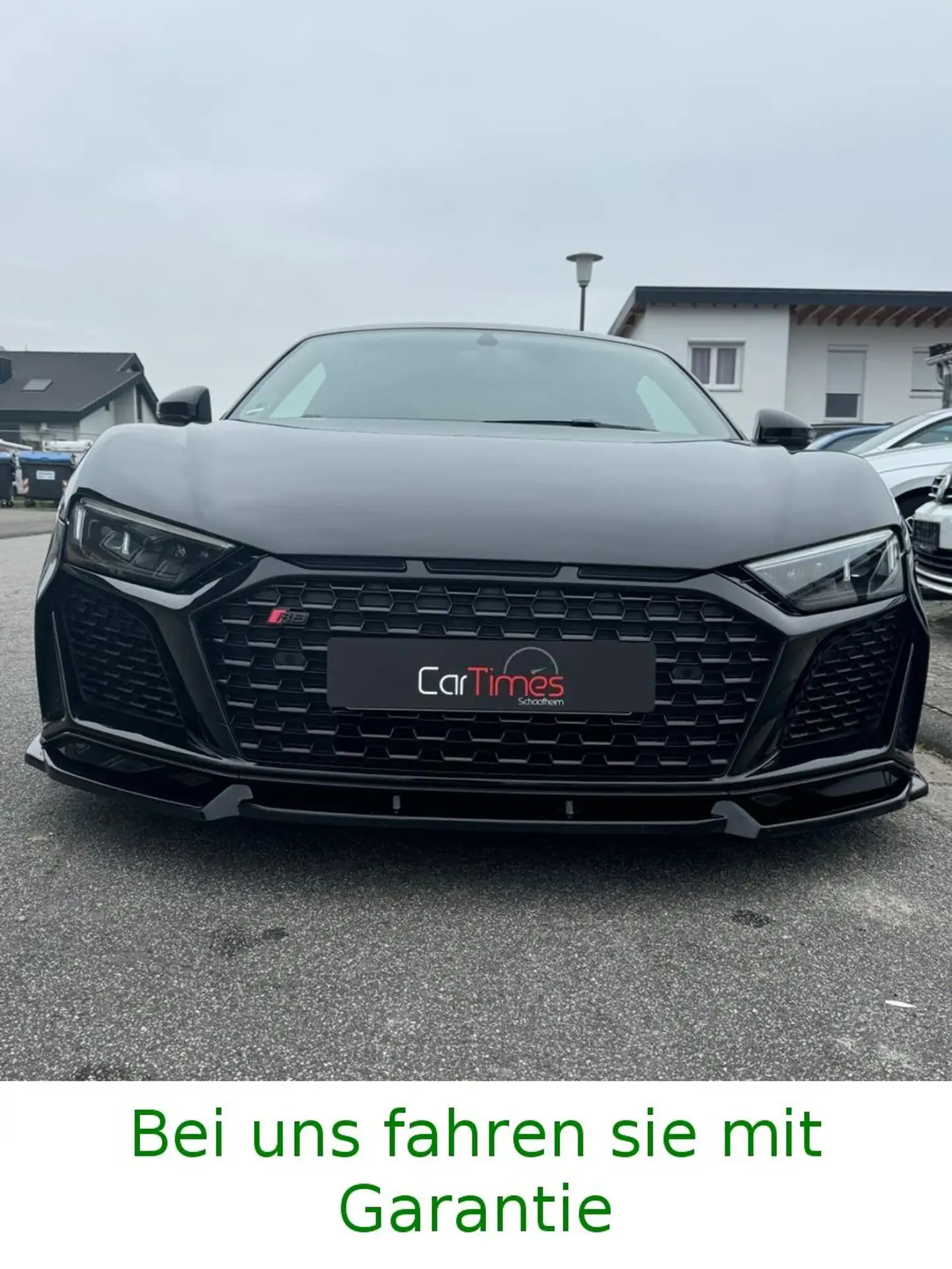 Audi - R8