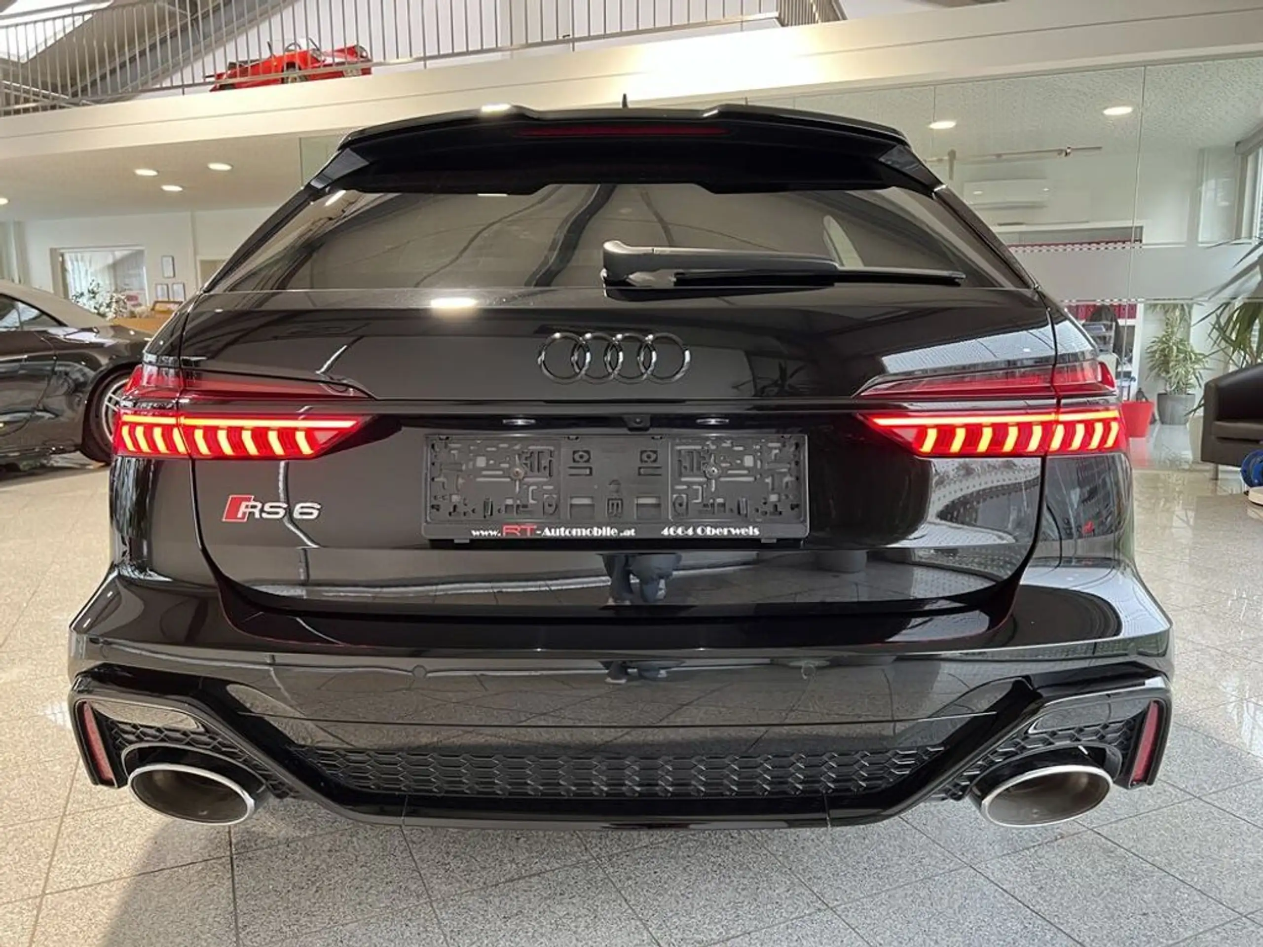 Audi - RS6