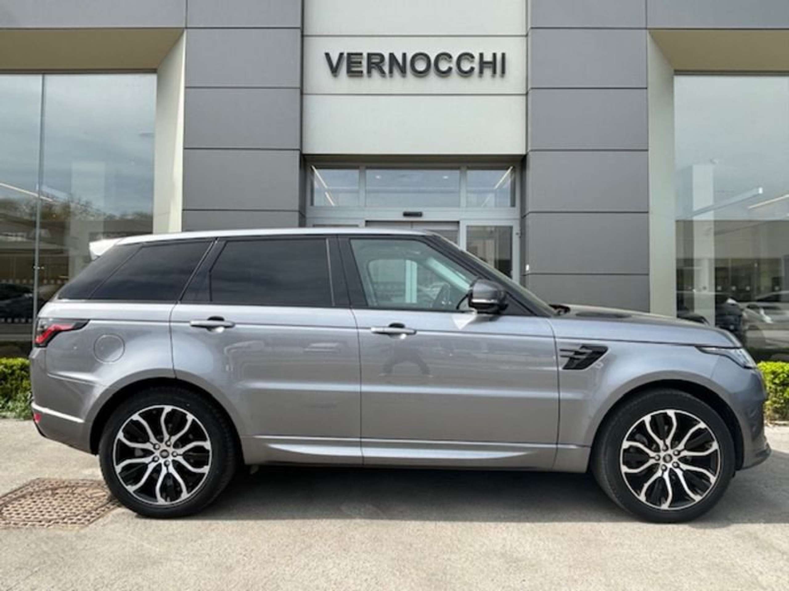 Land Rover - Range Rover Sport