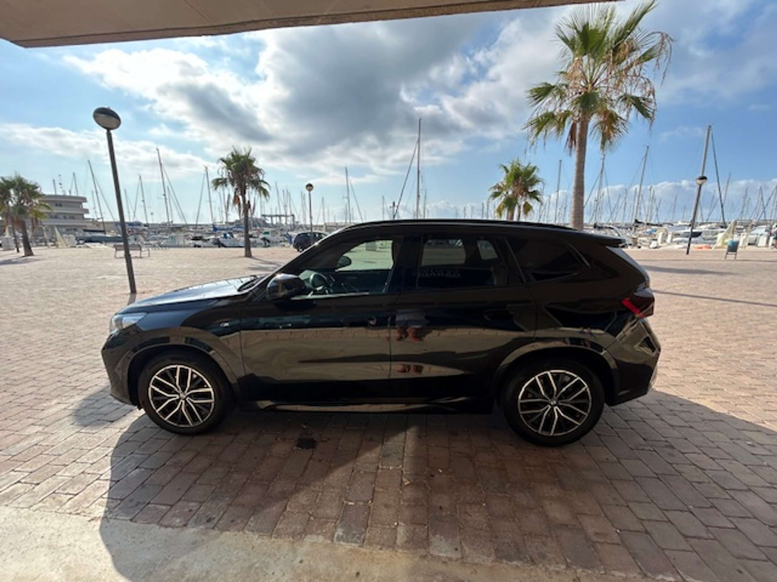 BMW - X1