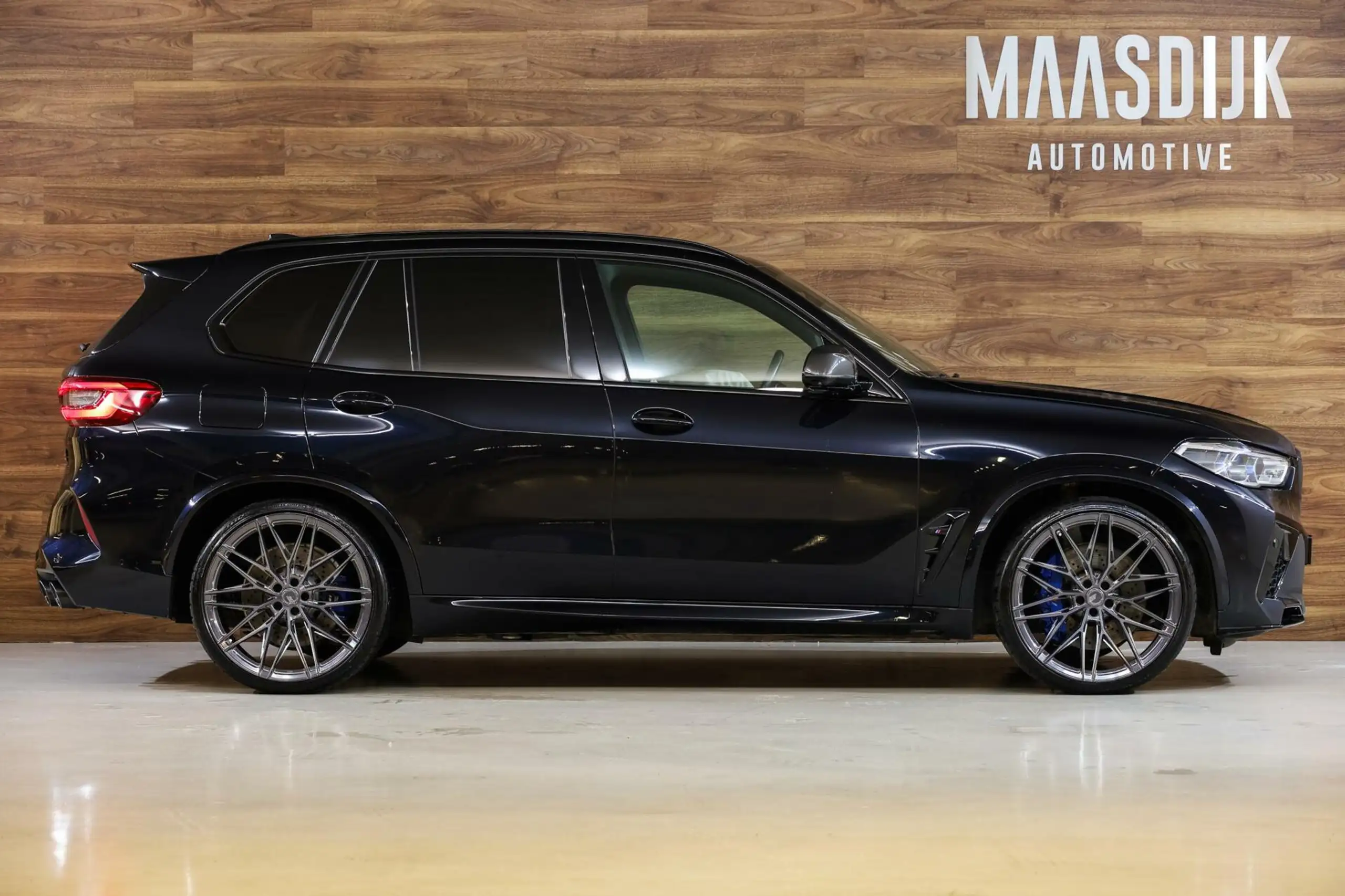 BMW - X5 M