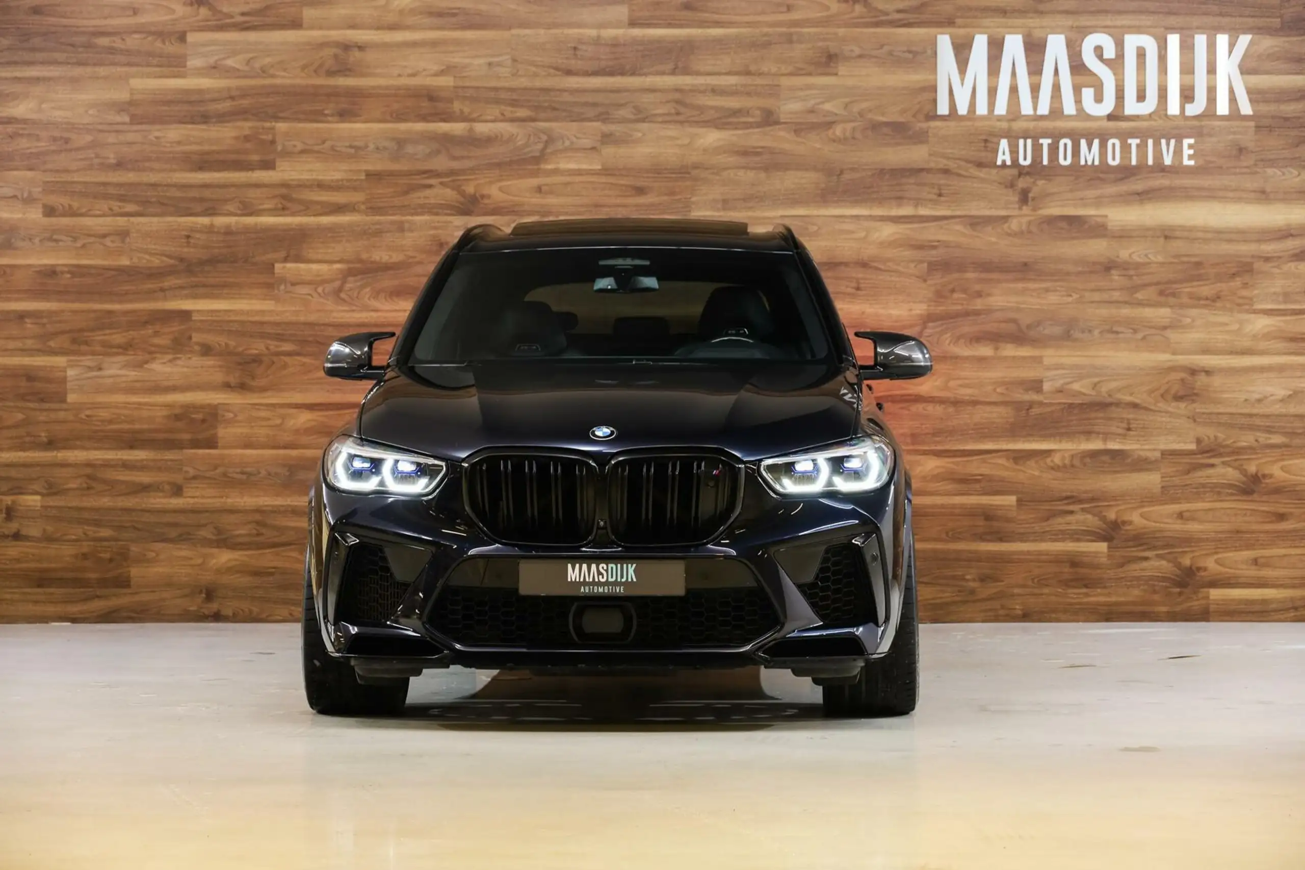 BMW - X5 M