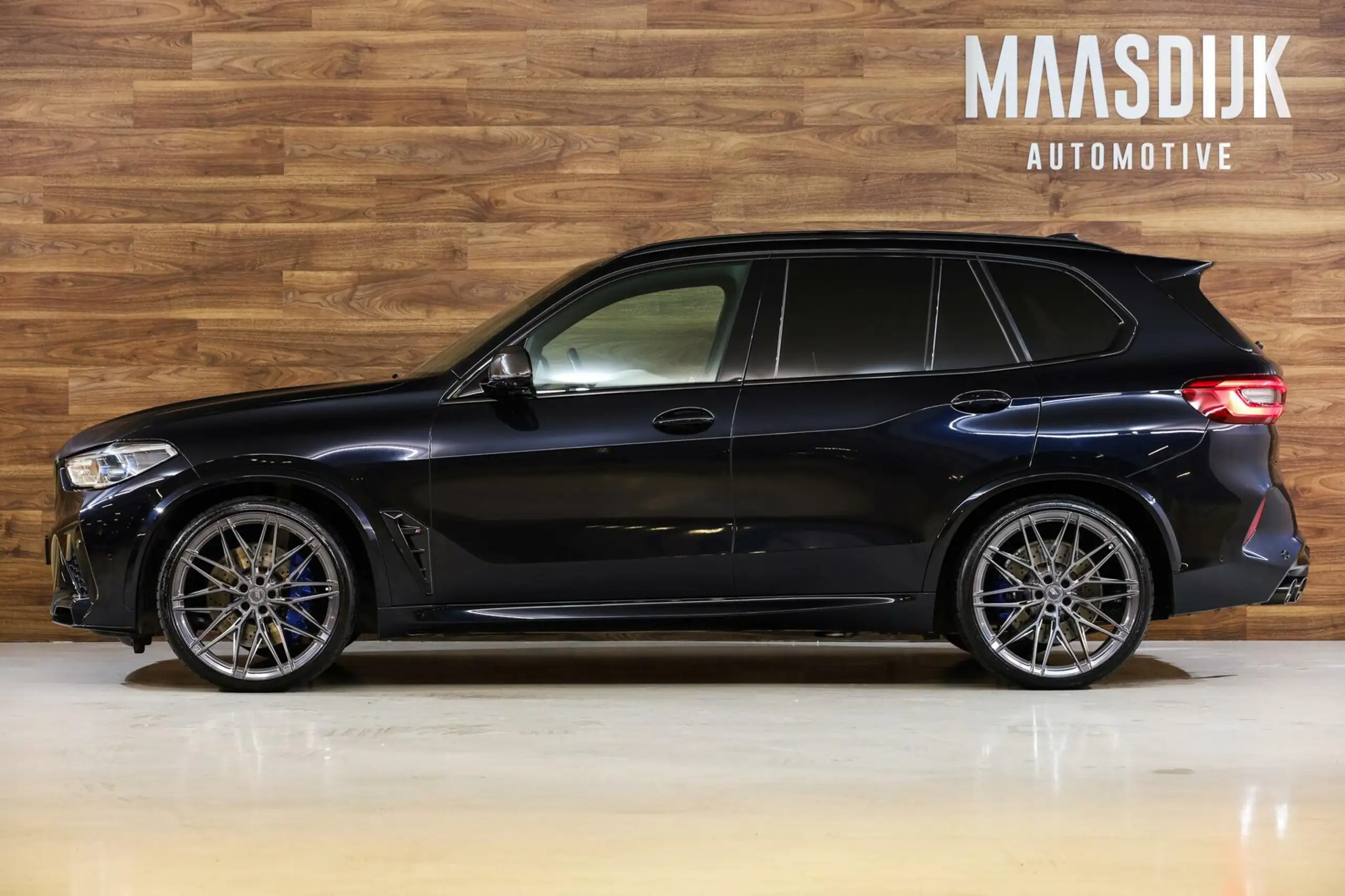 BMW - X5 M