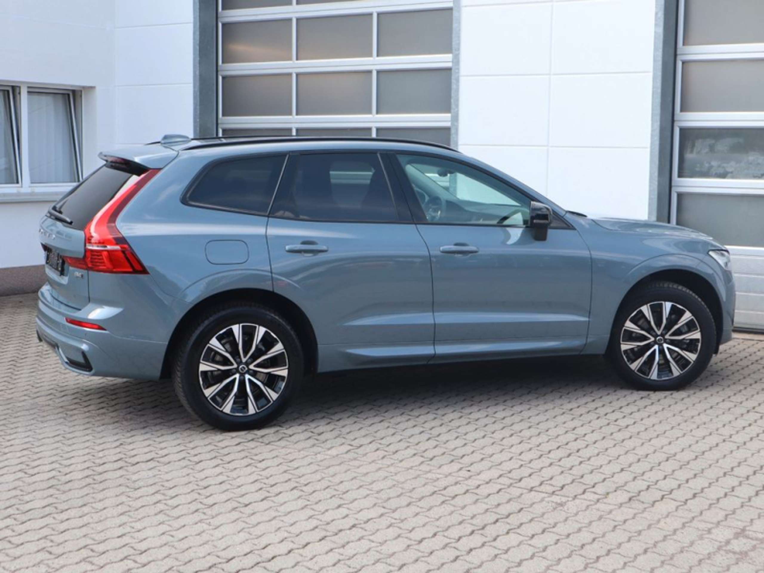 Volvo - XC60