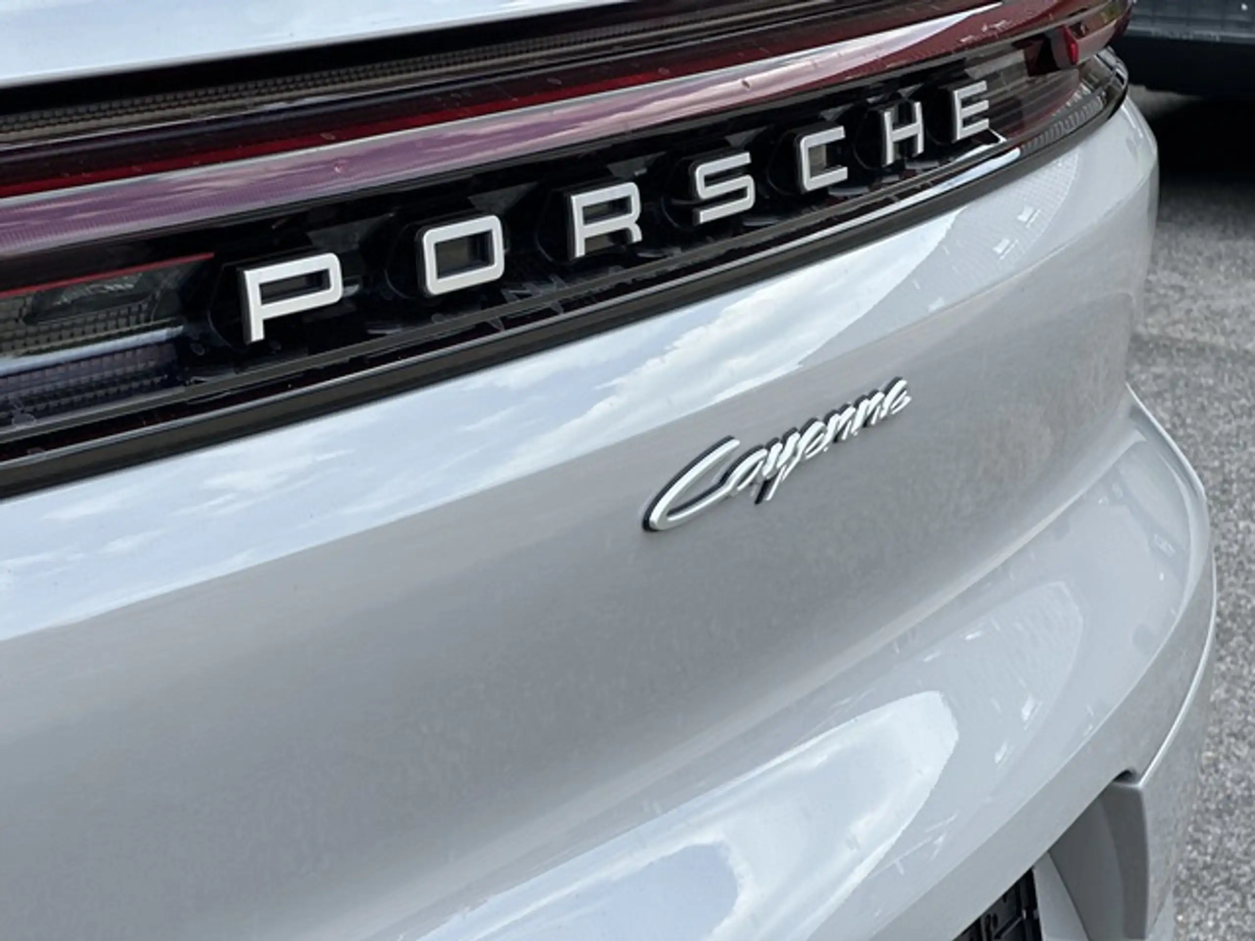 Porsche - Cayenne