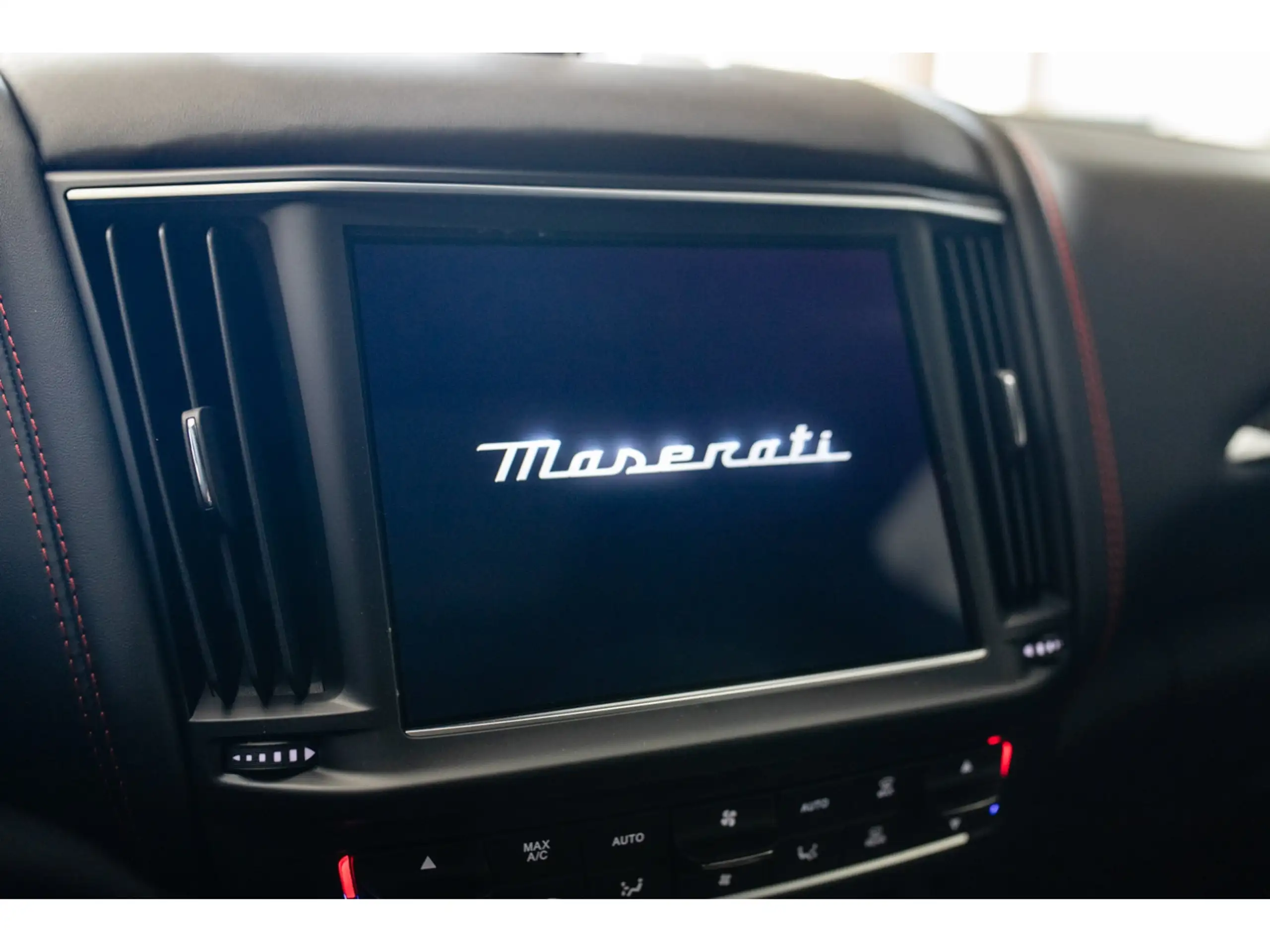 Maserati - Levante