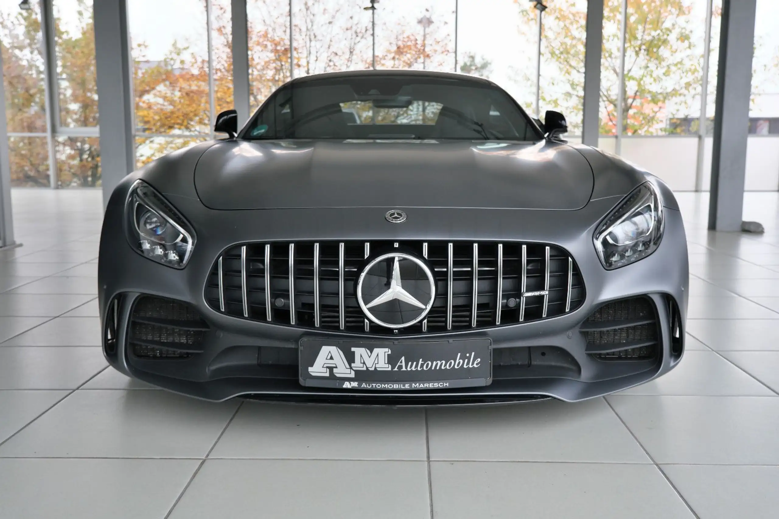 Mercedes-Benz - AMG GT