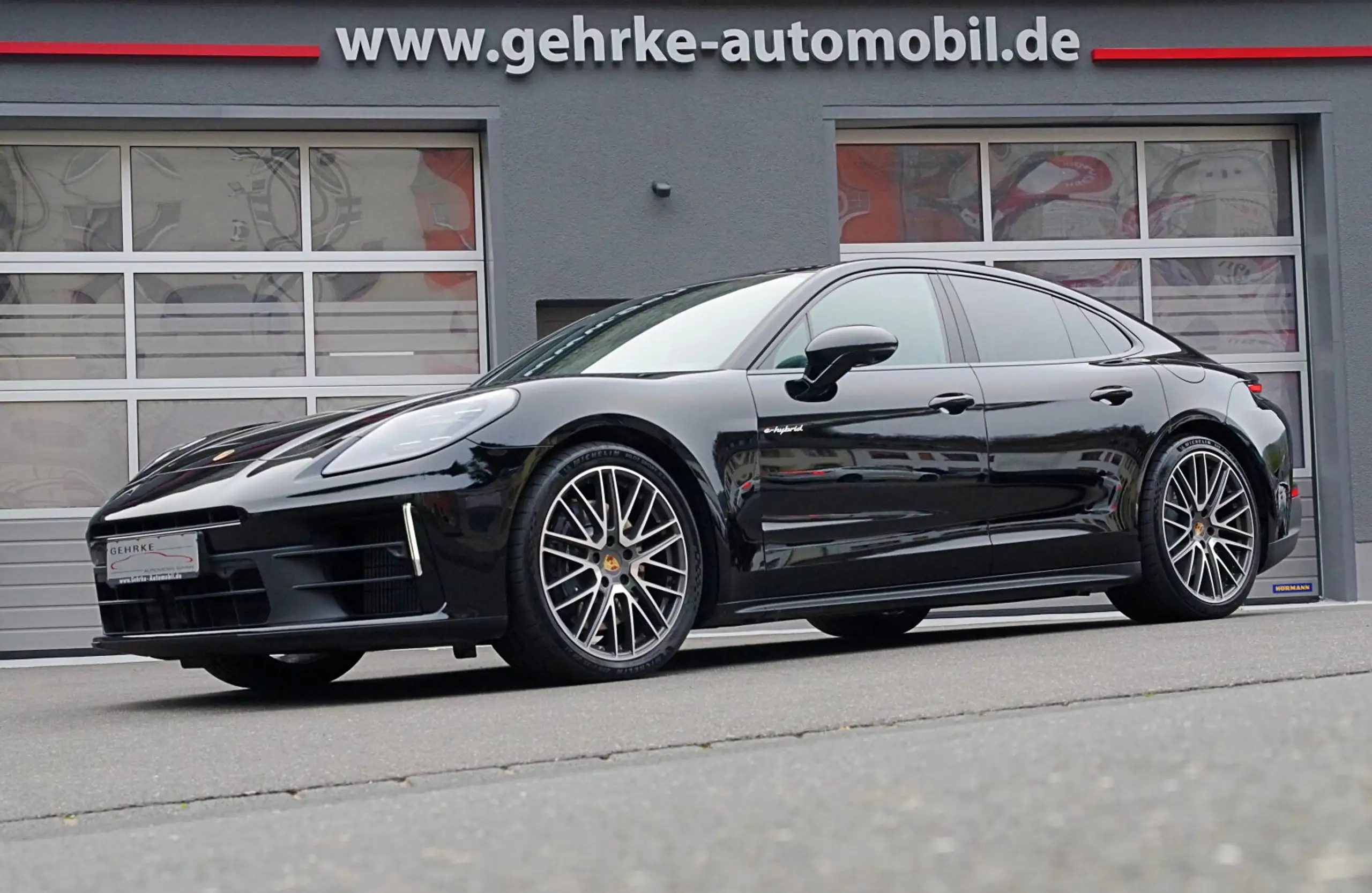 Porsche - Panamera