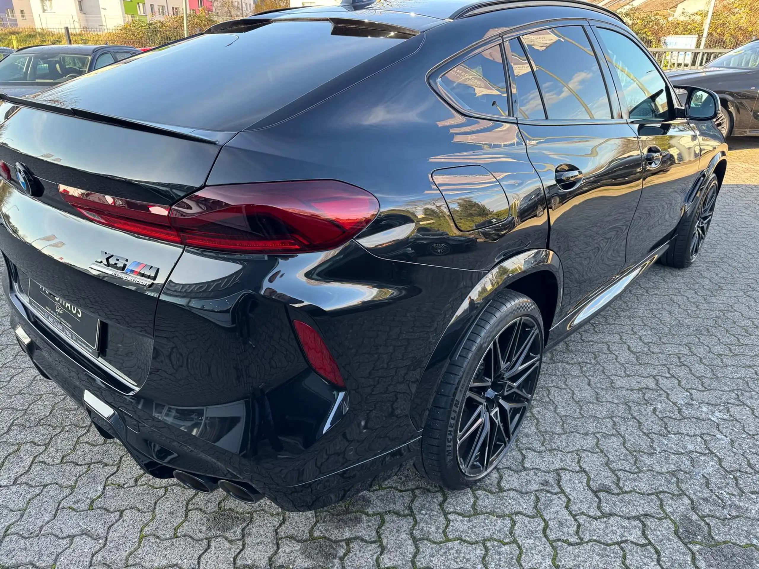 BMW - X6 M