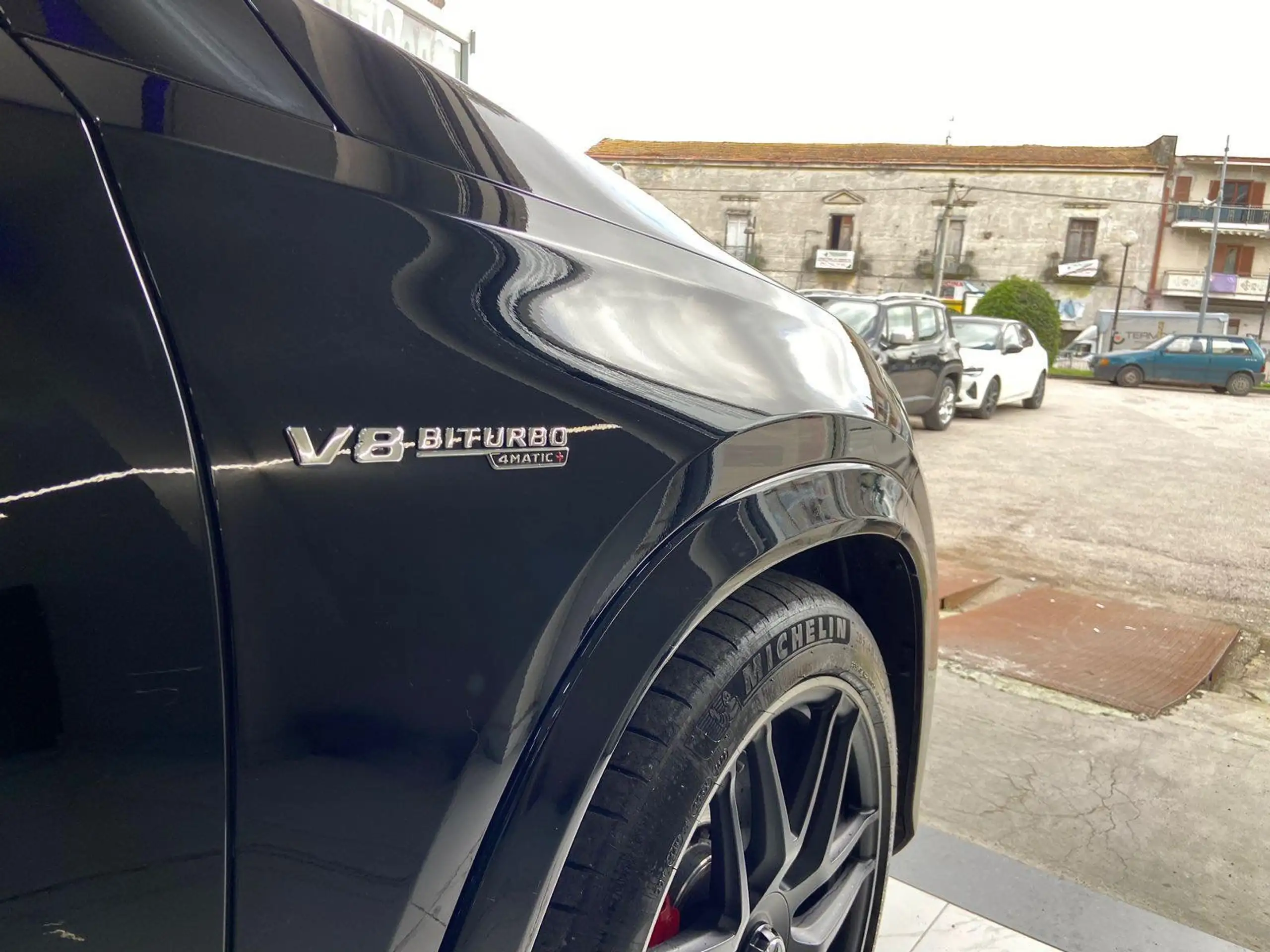 Mercedes-Benz - GLE 63 AMG