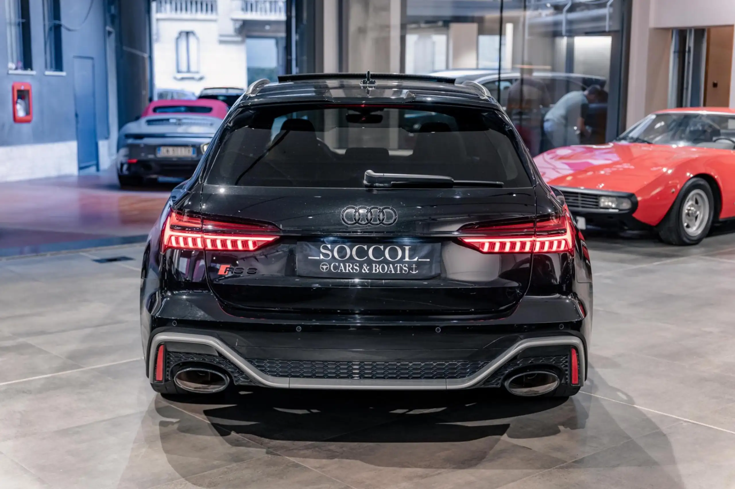 Audi - RS6