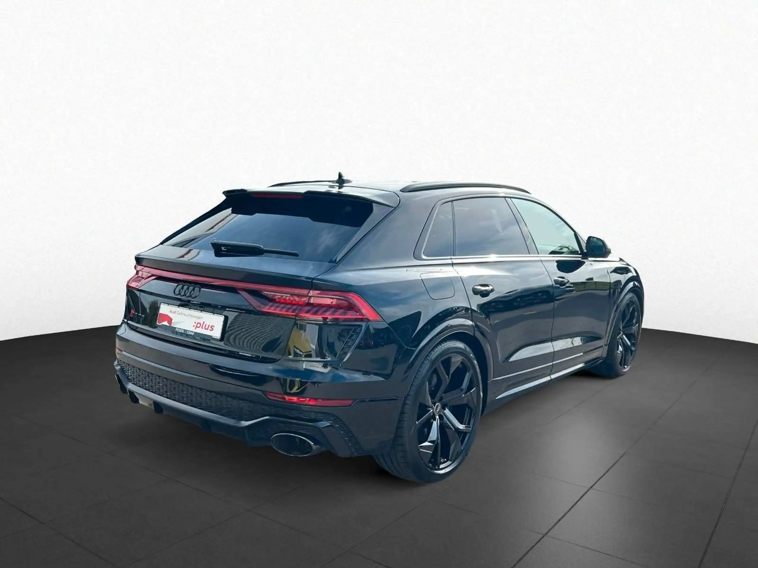 Audi - RS Q8