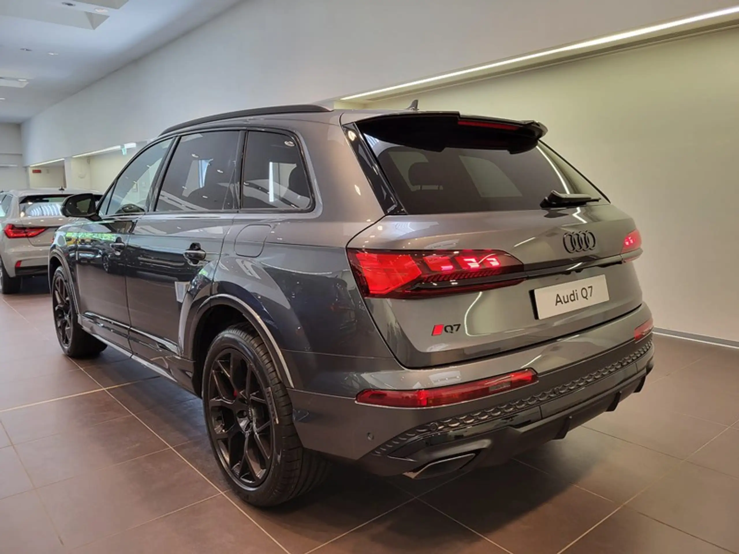 Audi - Q7