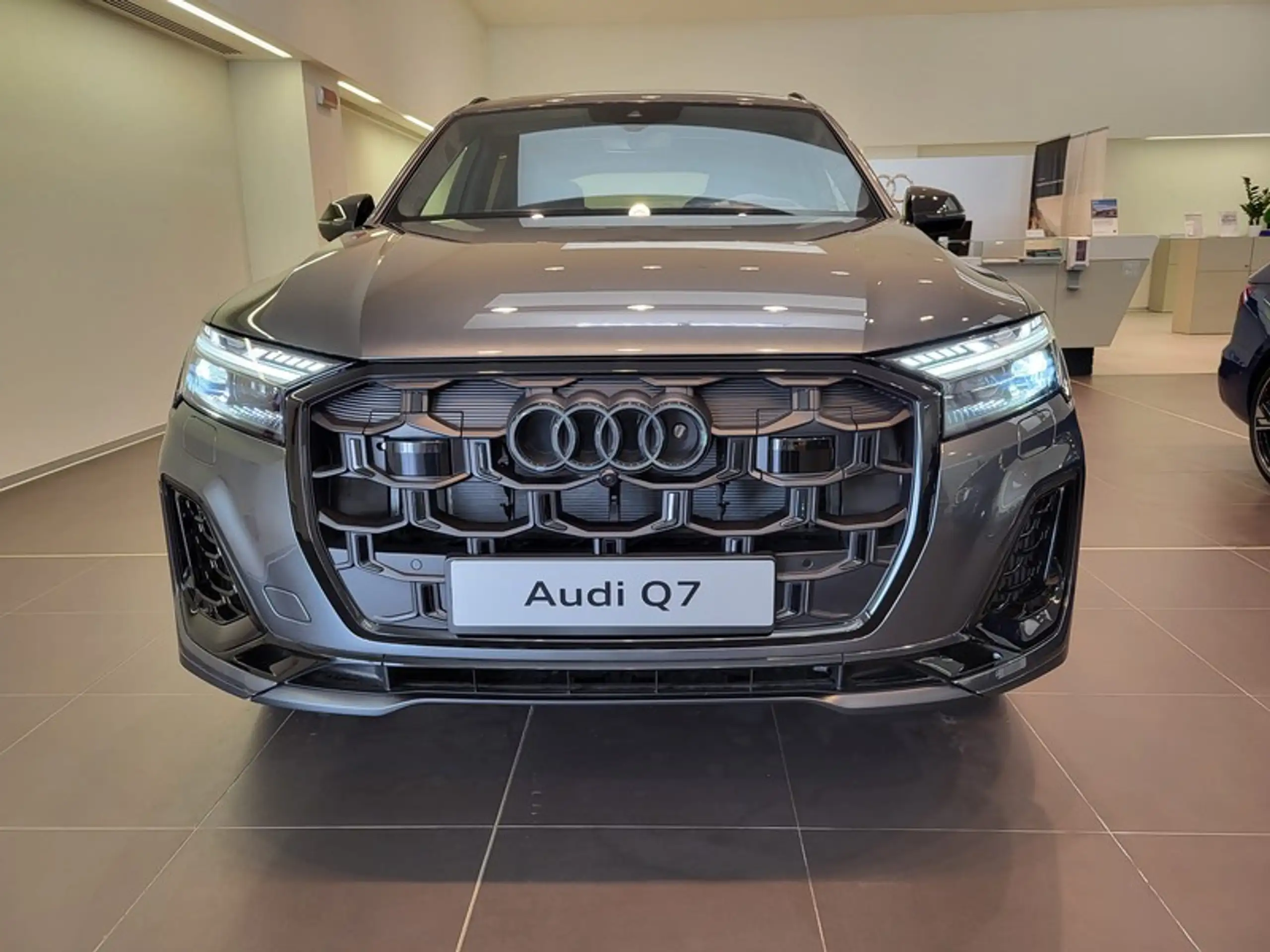 Audi - Q7