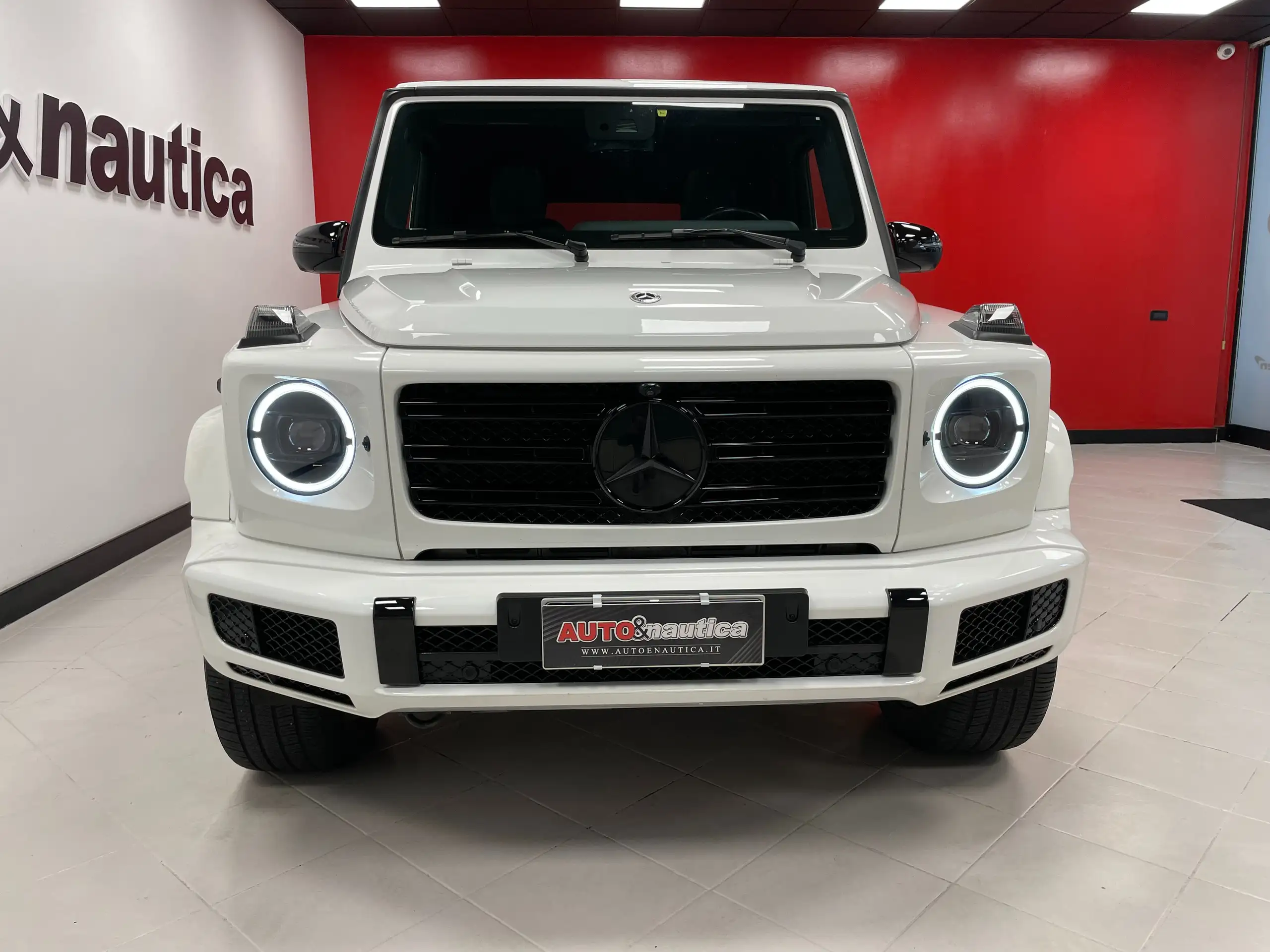 Mercedes-Benz - G 500