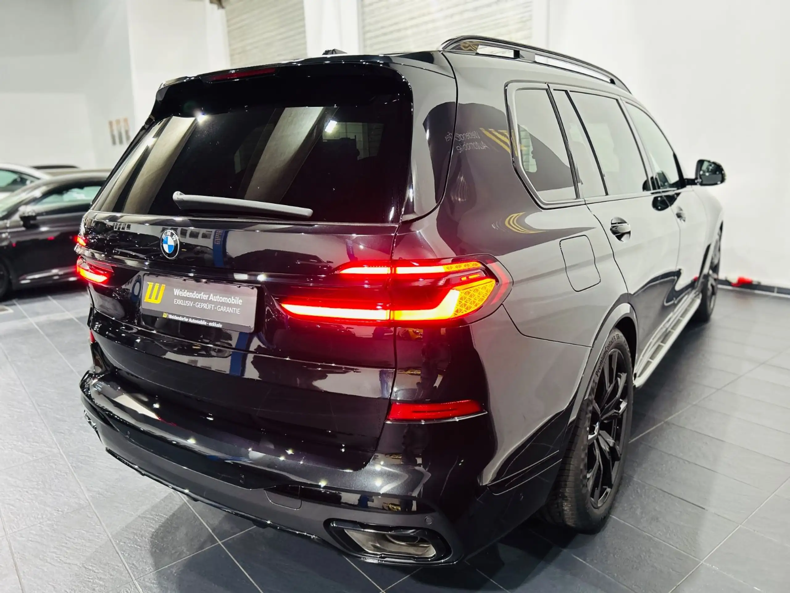 BMW - X7