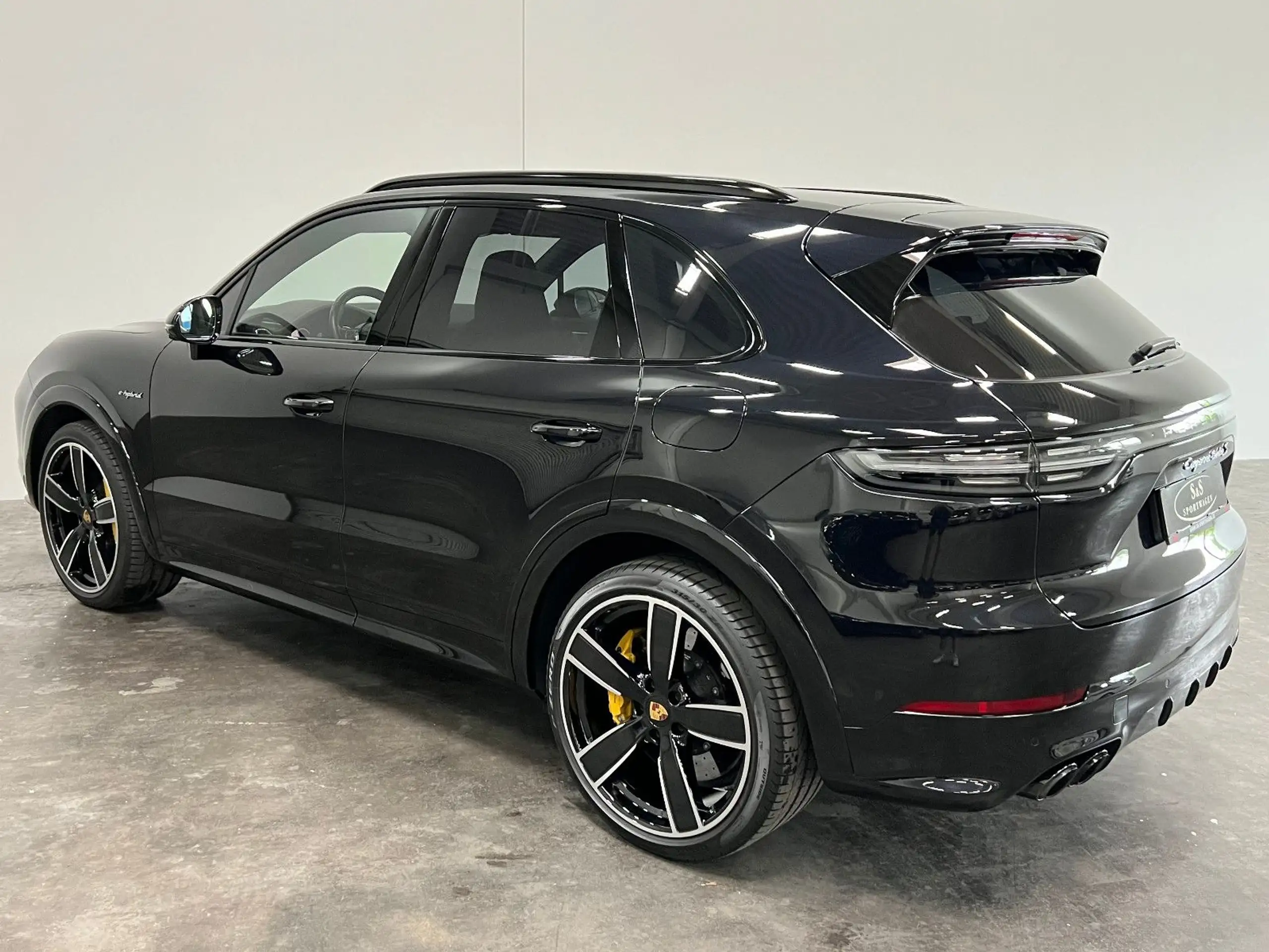 Porsche - Cayenne