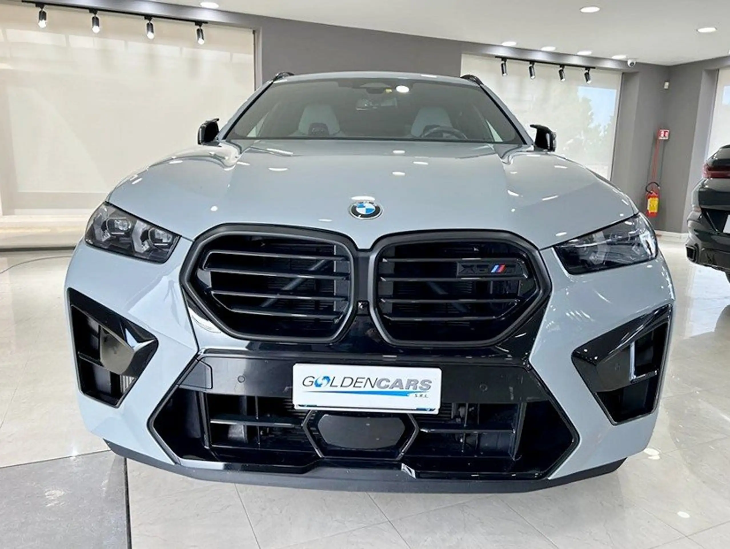 BMW - X6 M