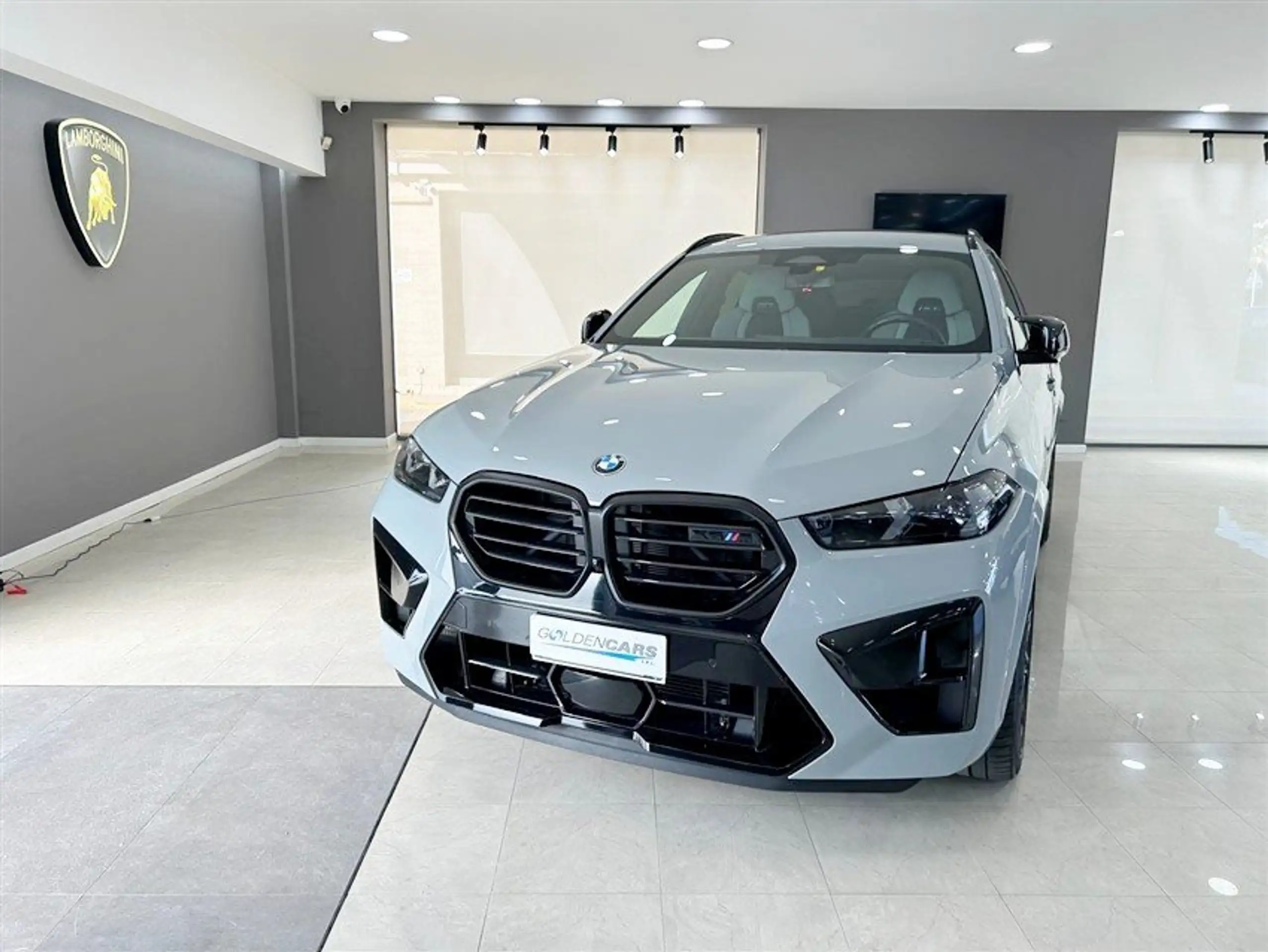 BMW - X6 M