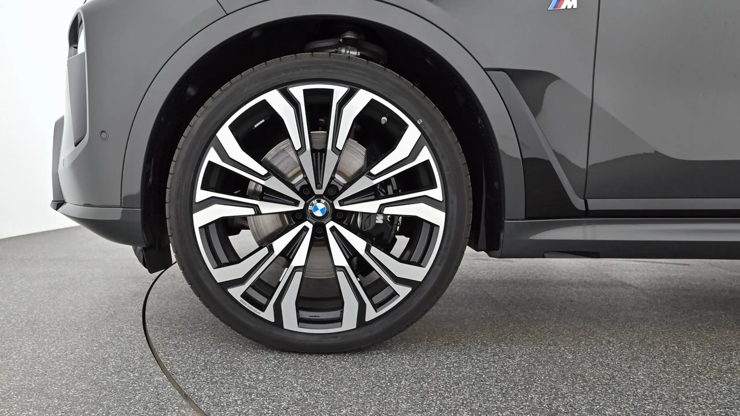 BMW - X7