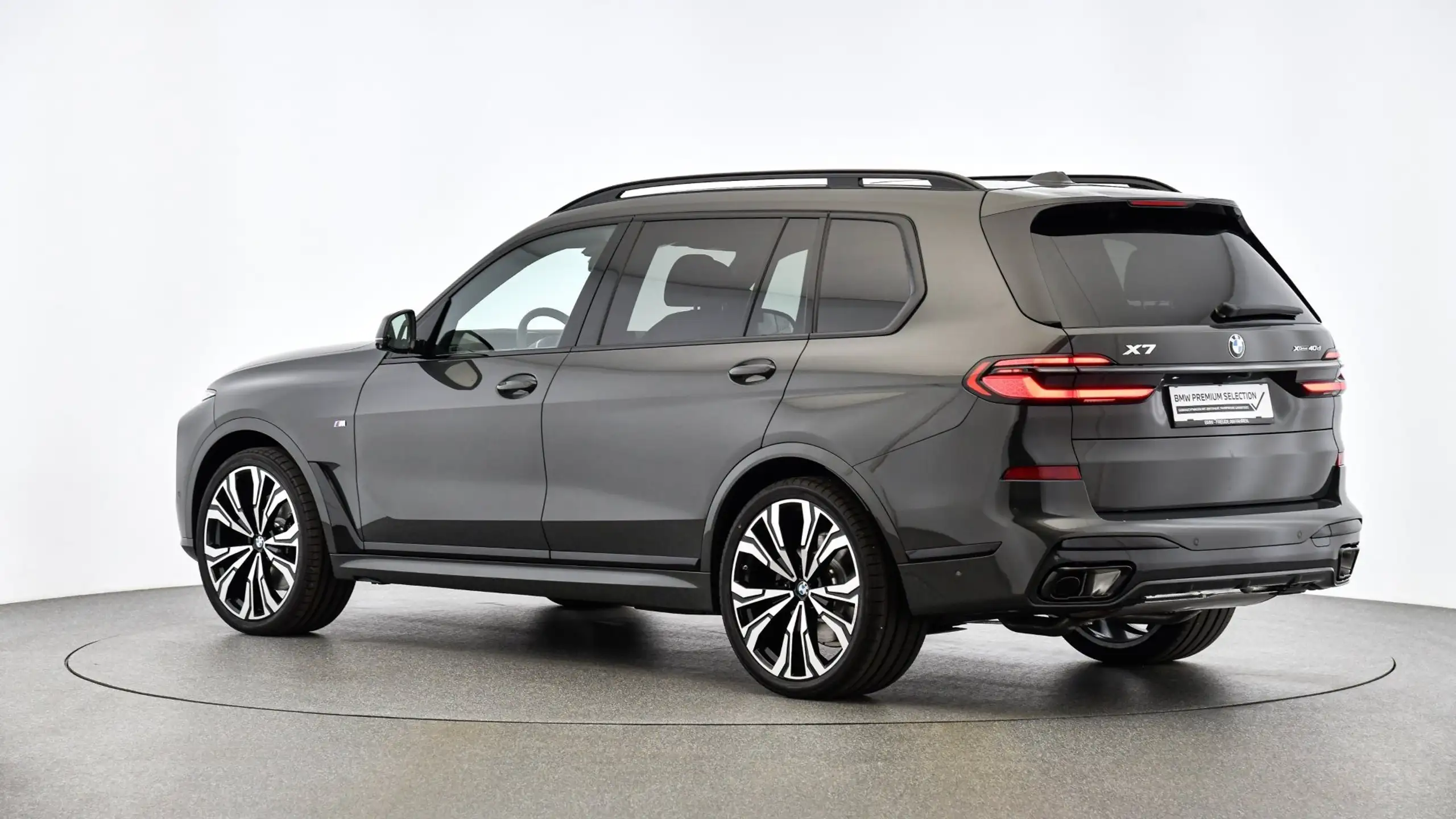 BMW - X7