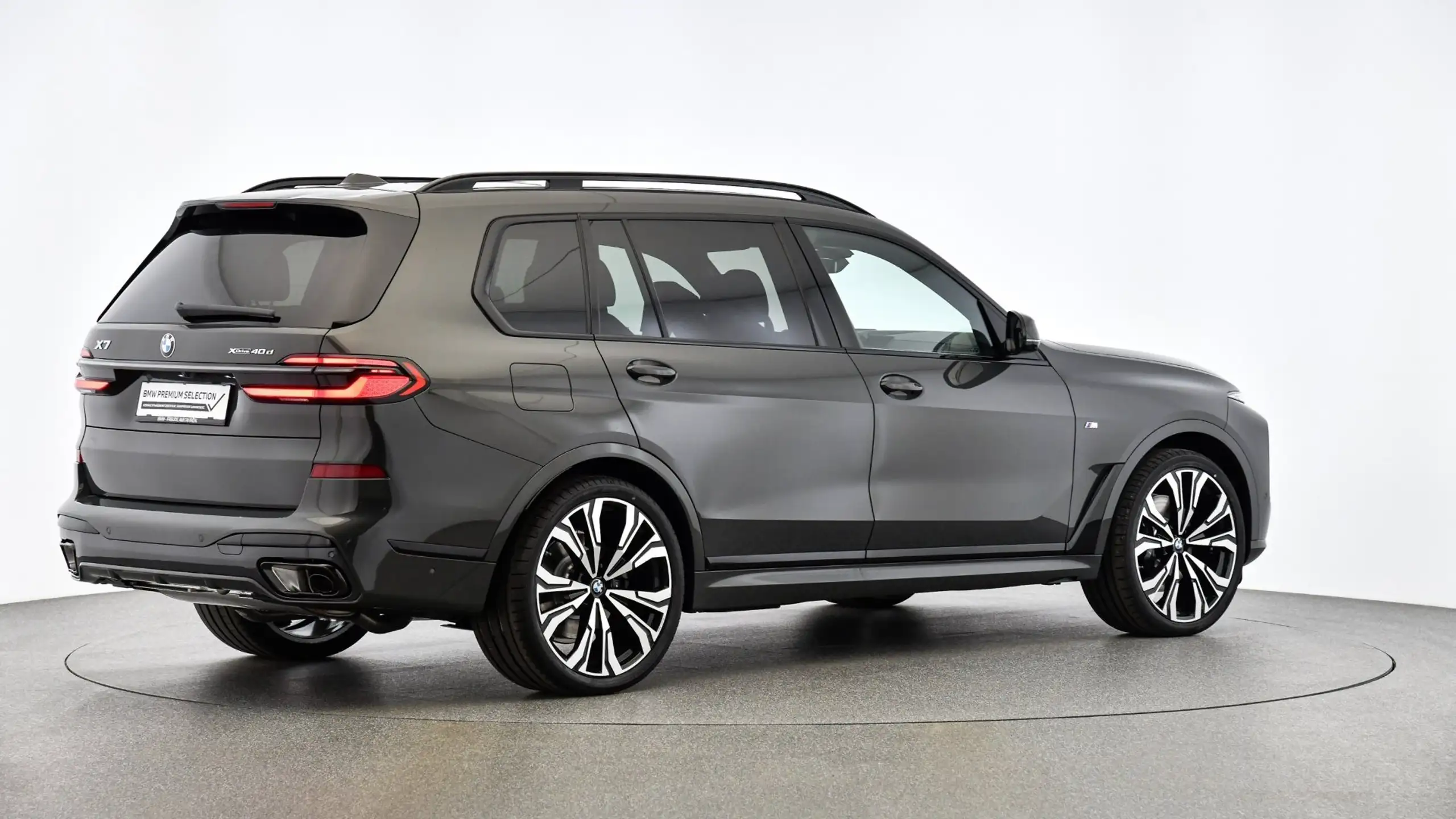 BMW - X7