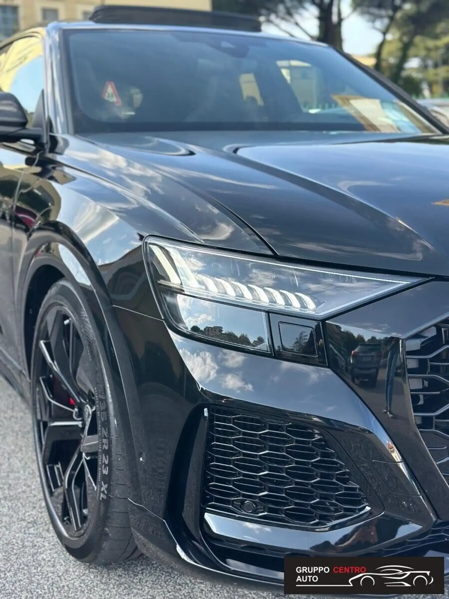 Audi - Q8