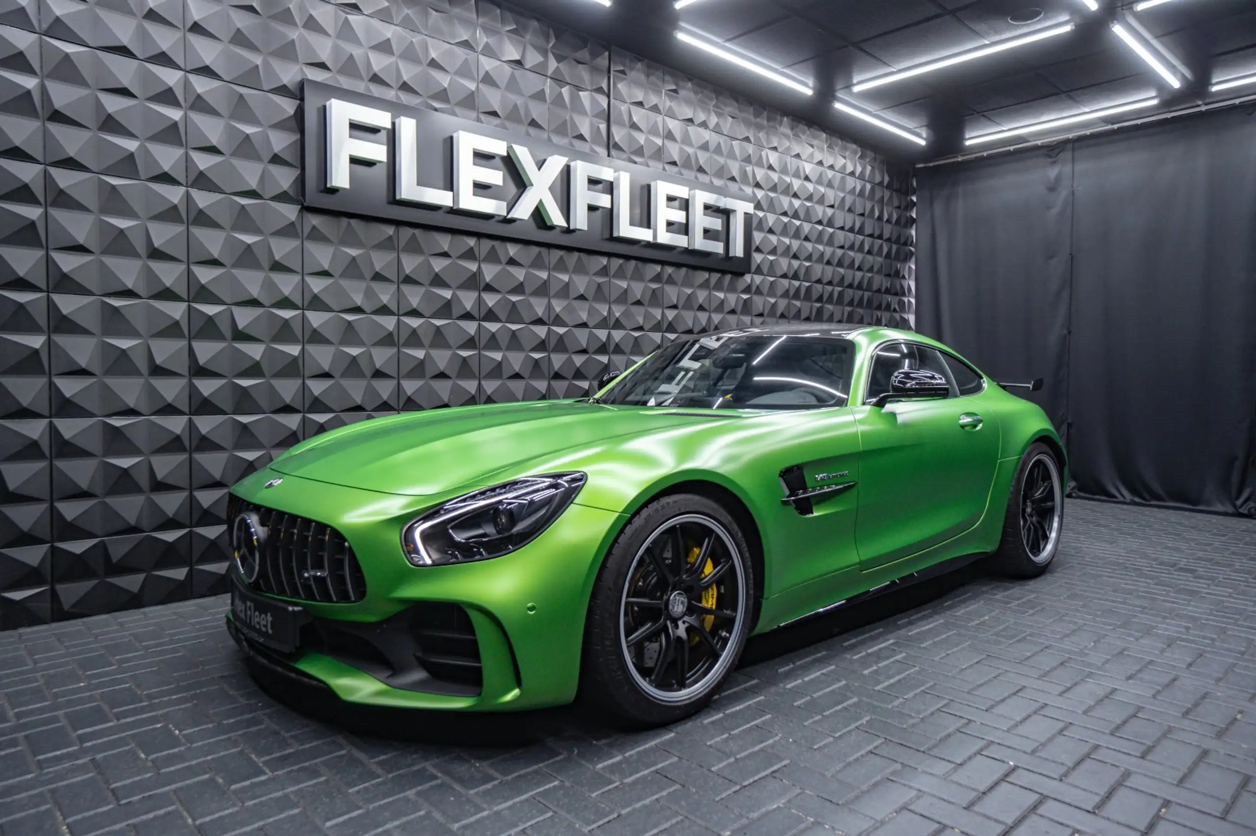 Mercedes-Benz - AMG GT