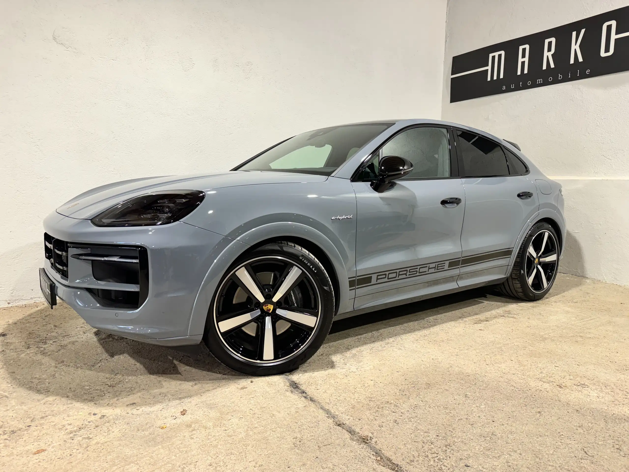 Porsche - Cayenne