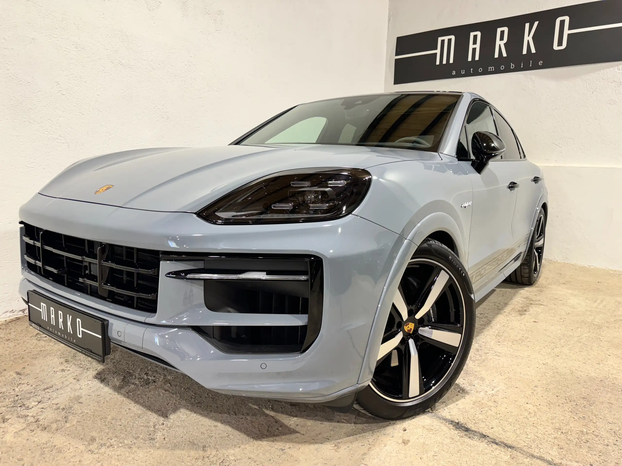 Porsche - Cayenne