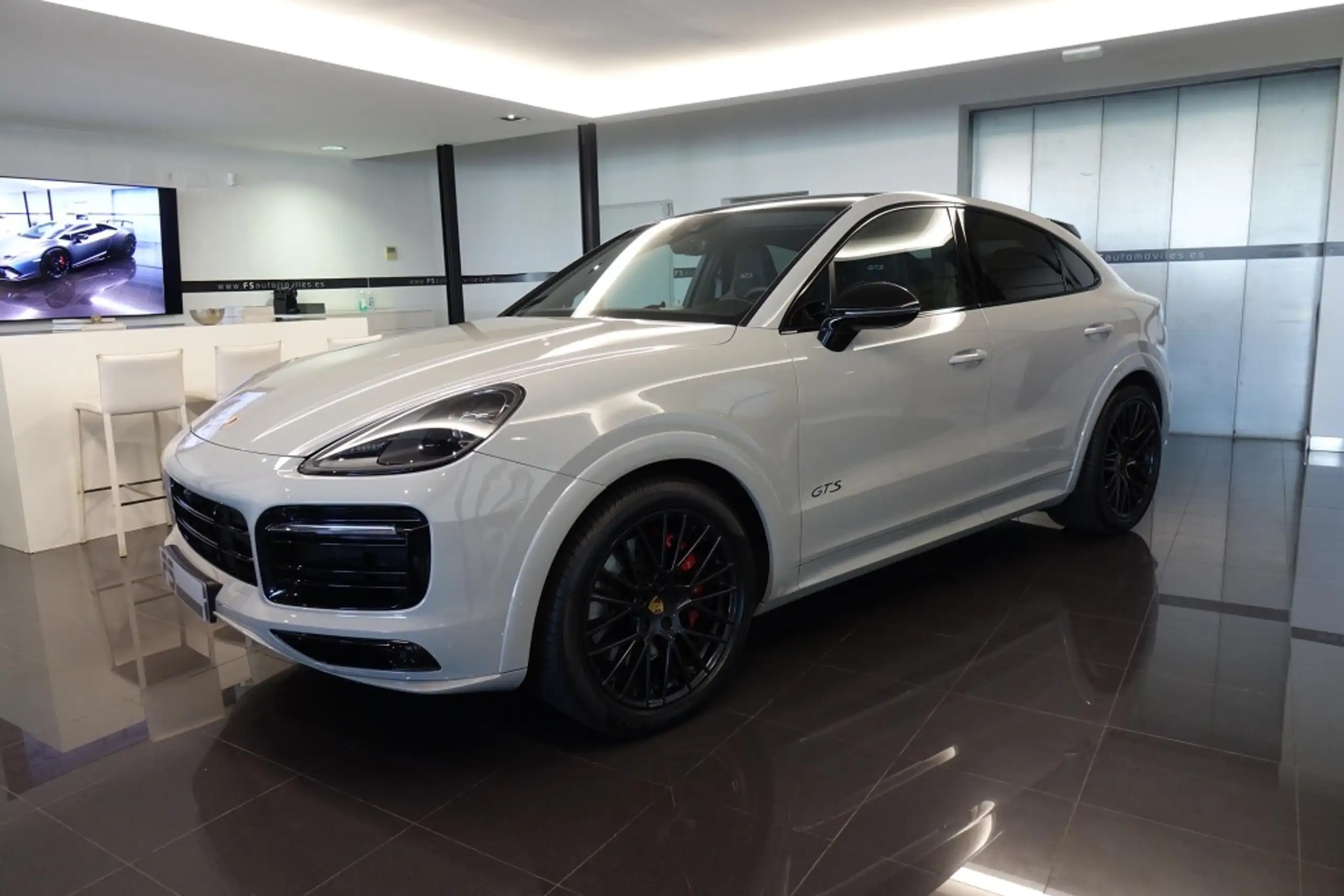 Porsche - Cayenne