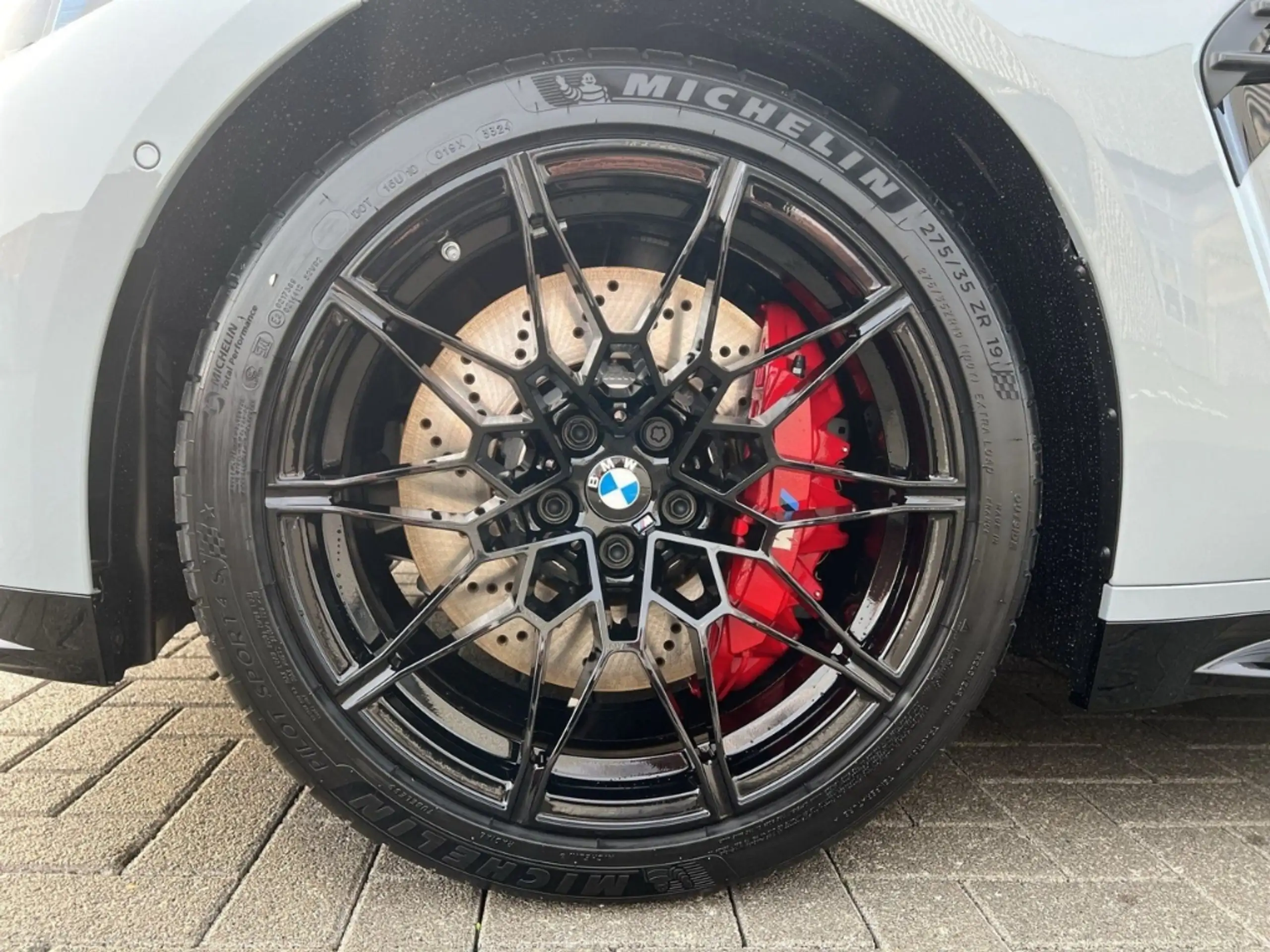 BMW - M3